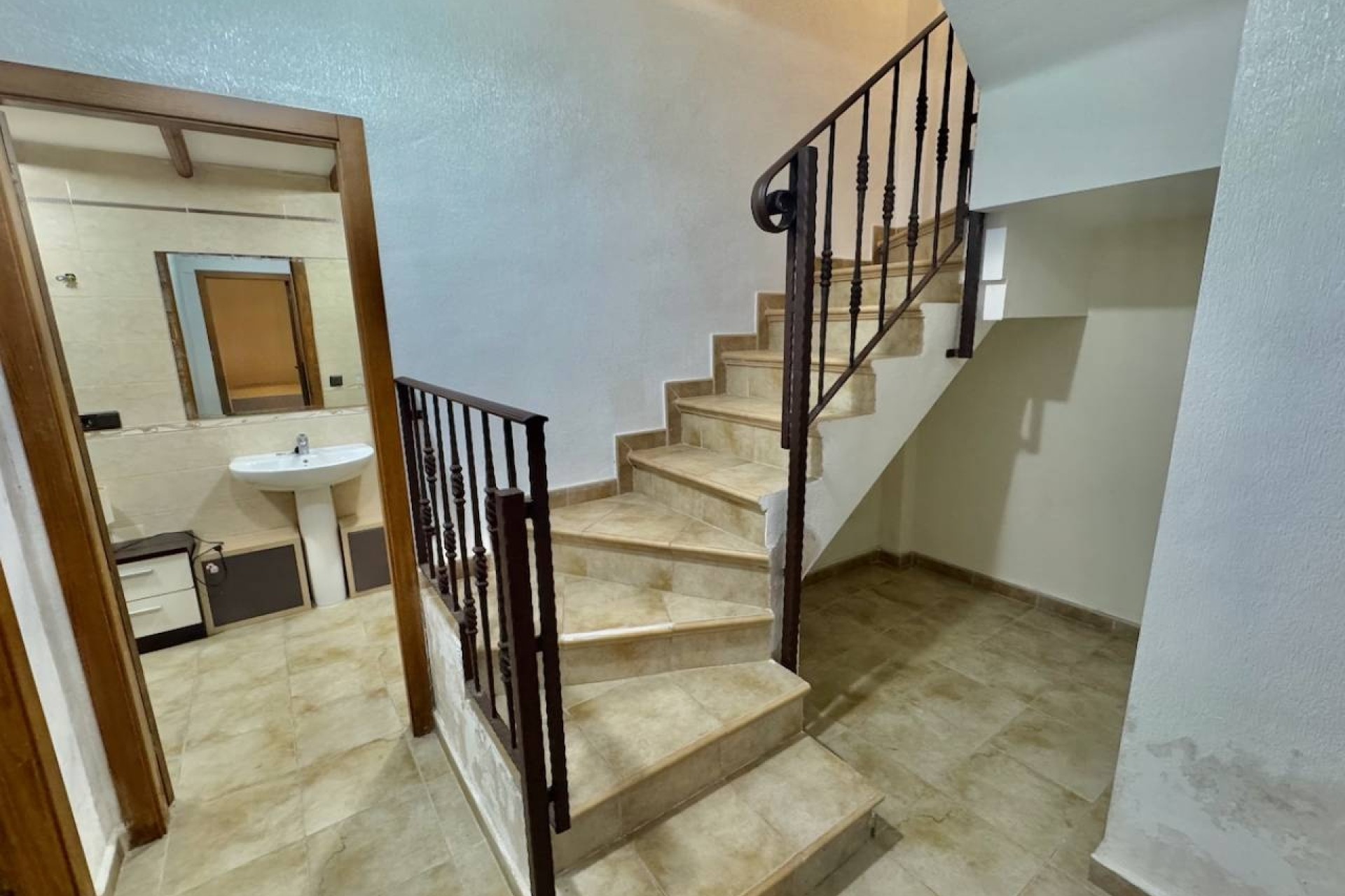 Sale - Town house -
Guardamar del Segura