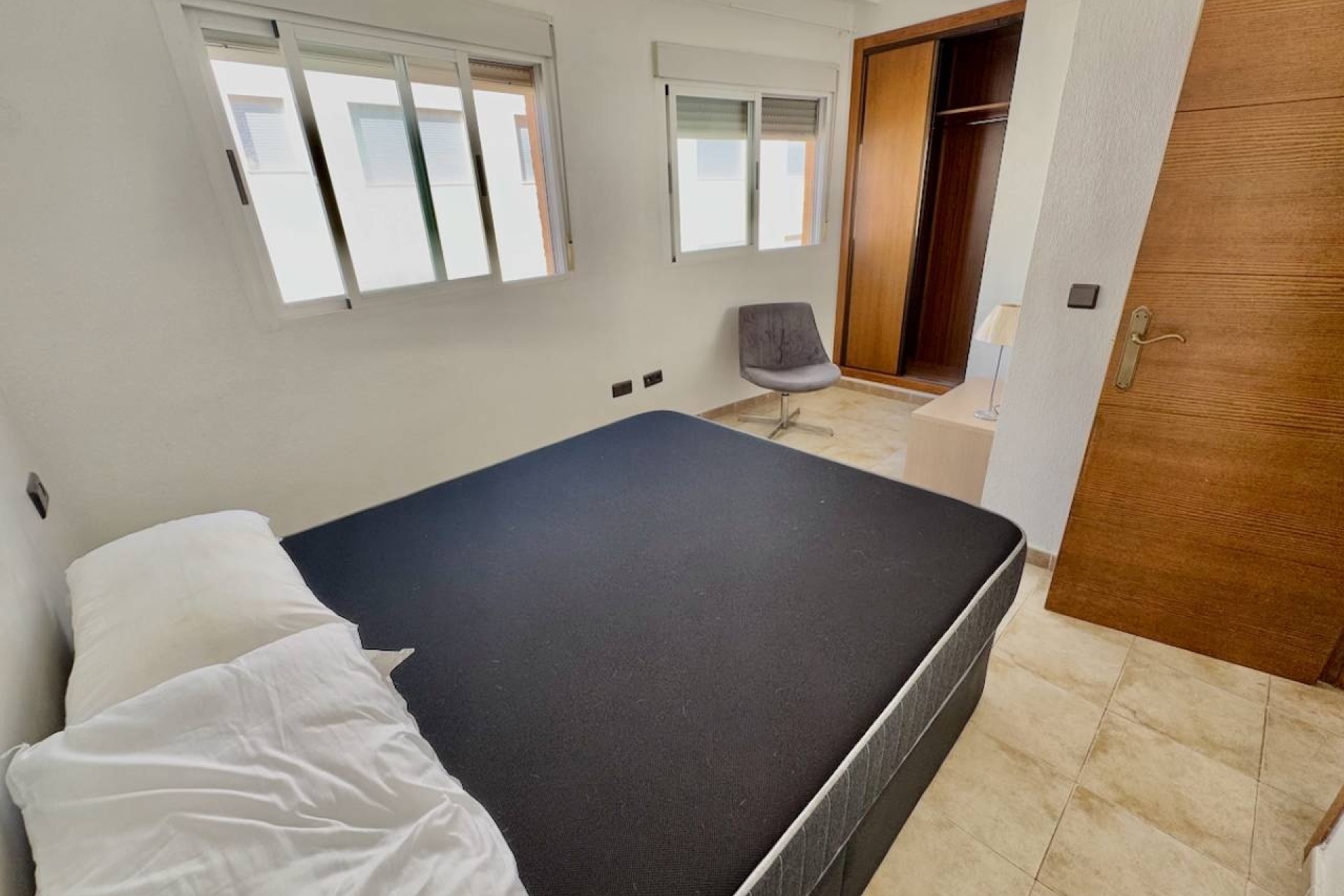 Sale - Town house -
Guardamar del Segura