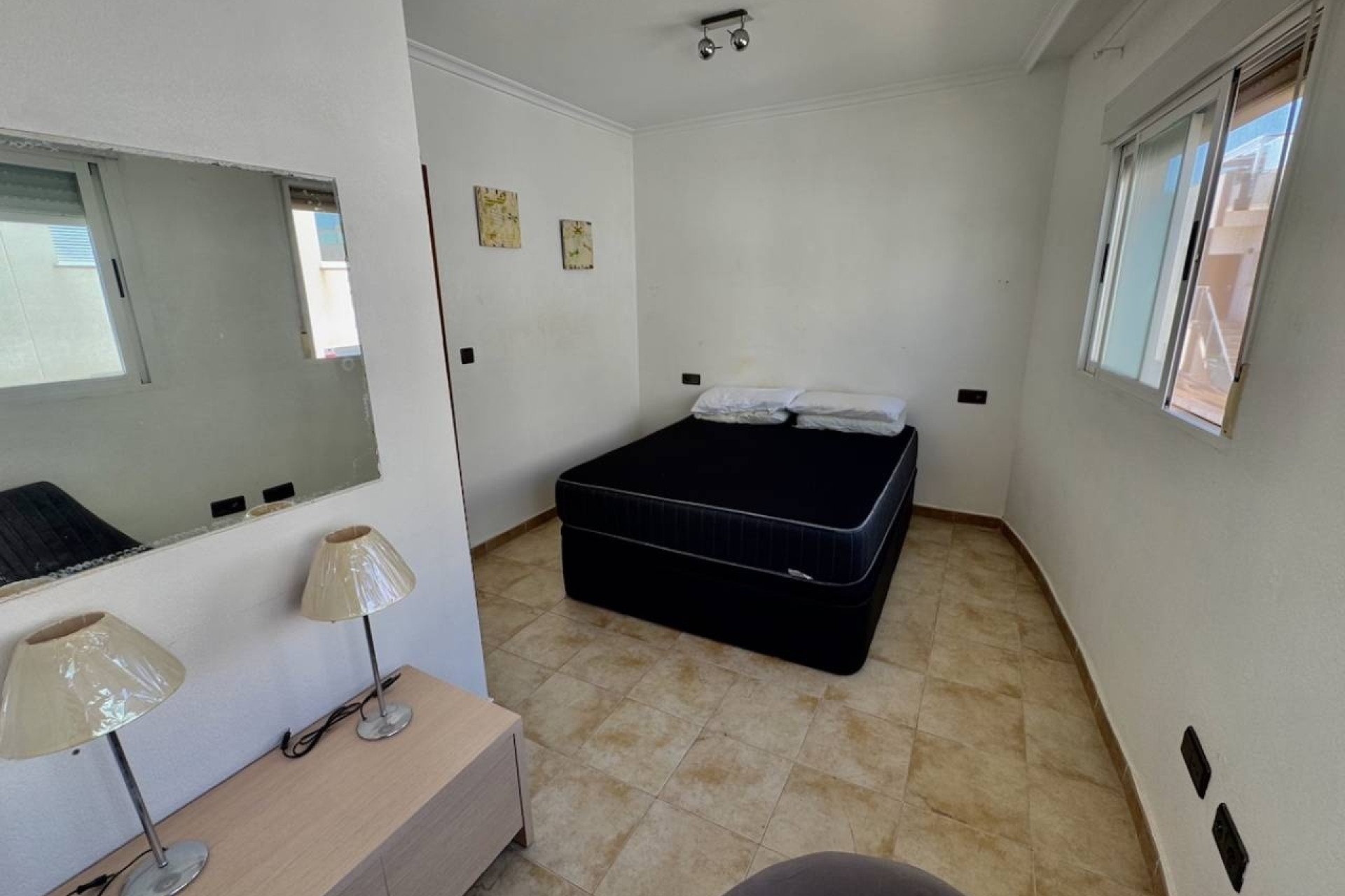 Sale - Town house -
Guardamar del Segura