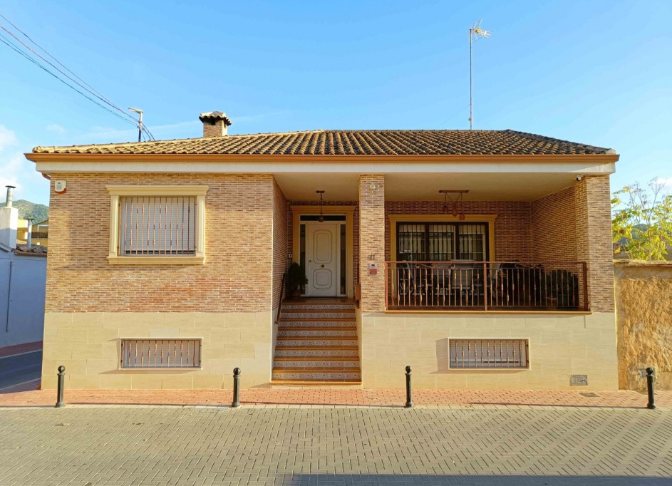 Sale - Town house -
Hondón de los Fráiles
