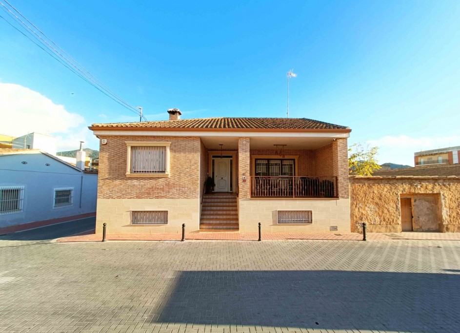 Sale - Town house -
Hondón de los Fráiles