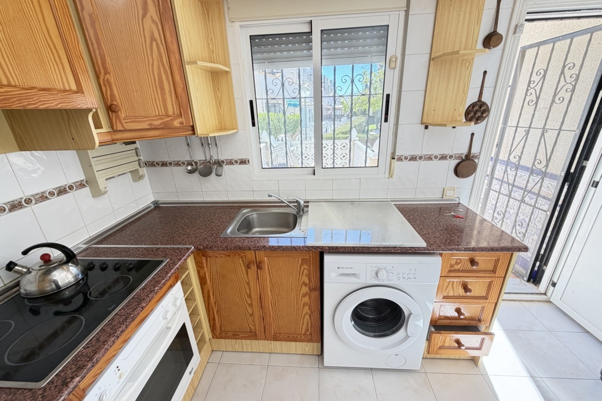 Sale - Town house -
La Florida