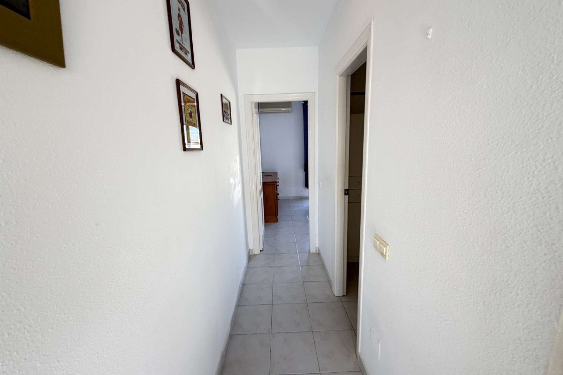 Sale - Town house -
La Florida