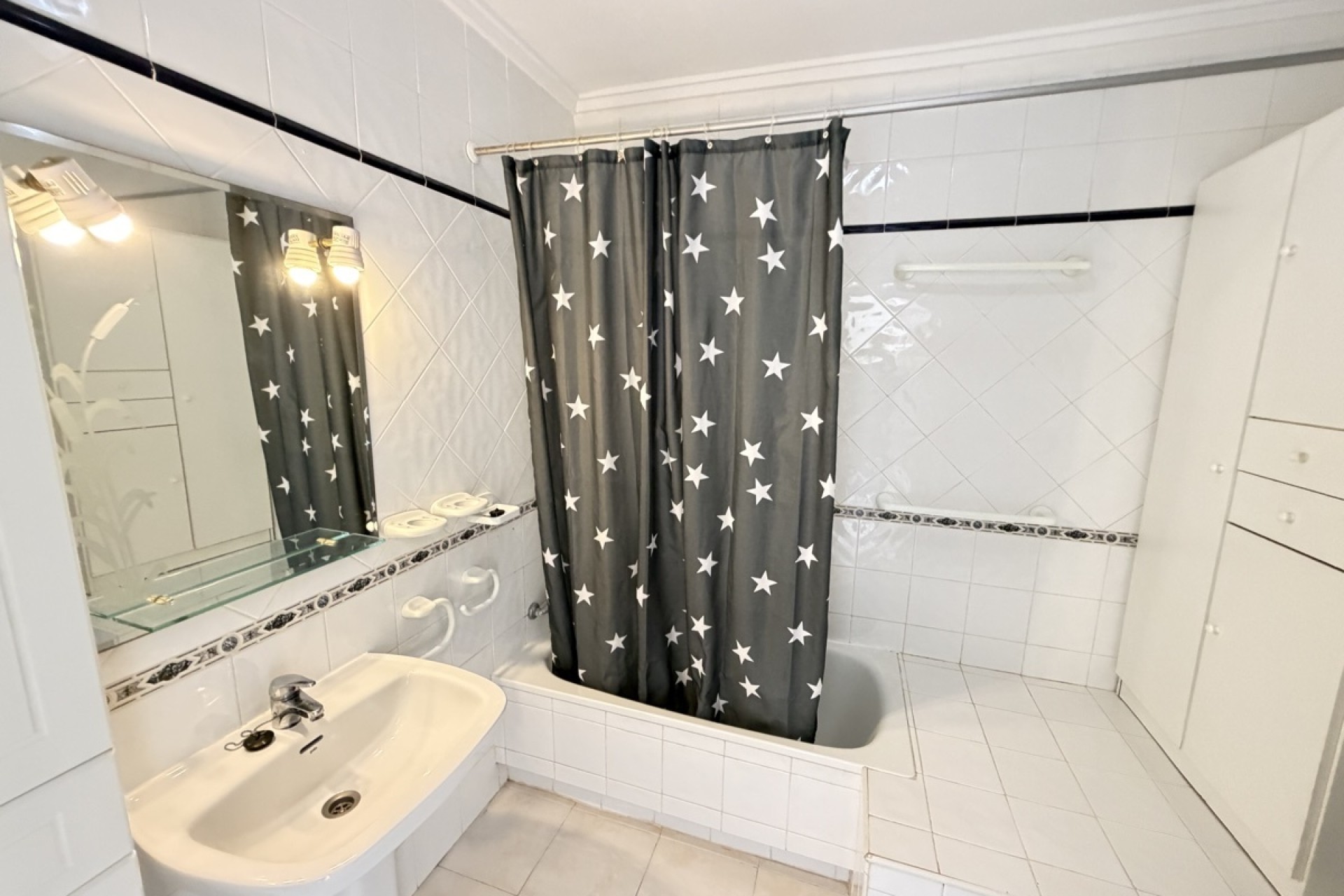 Sale - Town house -
La Florida