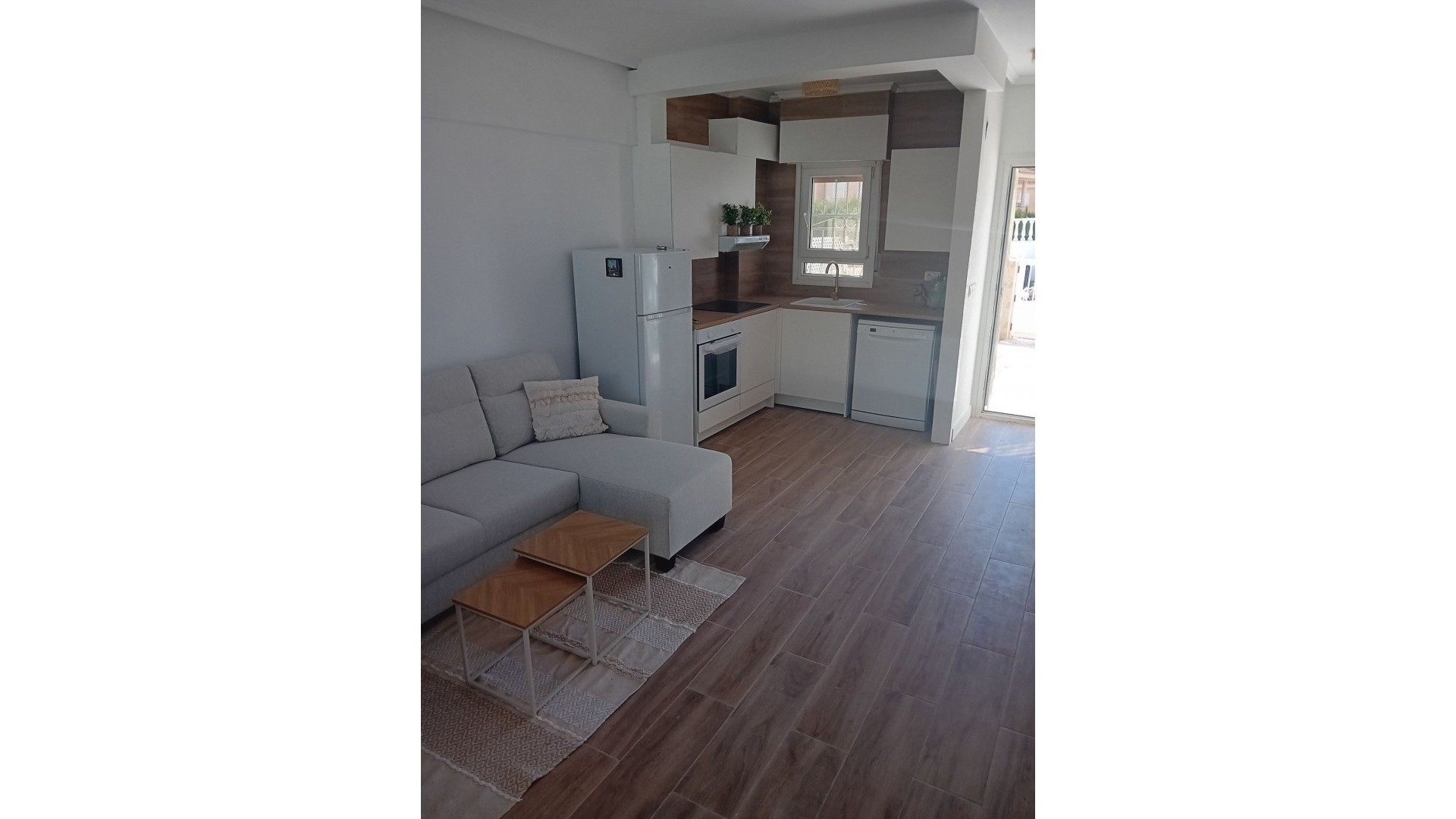Sale - Town house -
La Mata