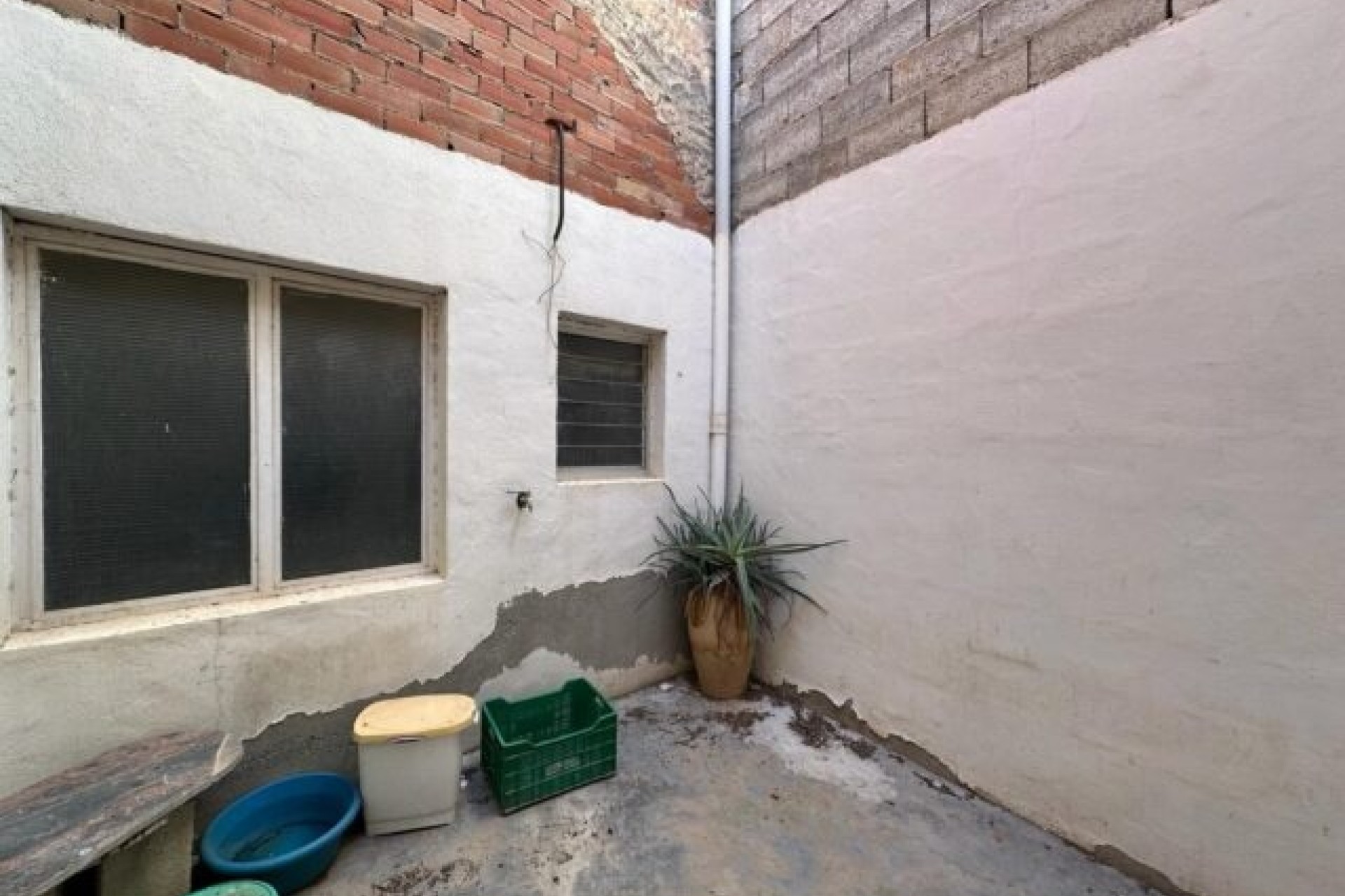 Sale - Town house -
La Romana