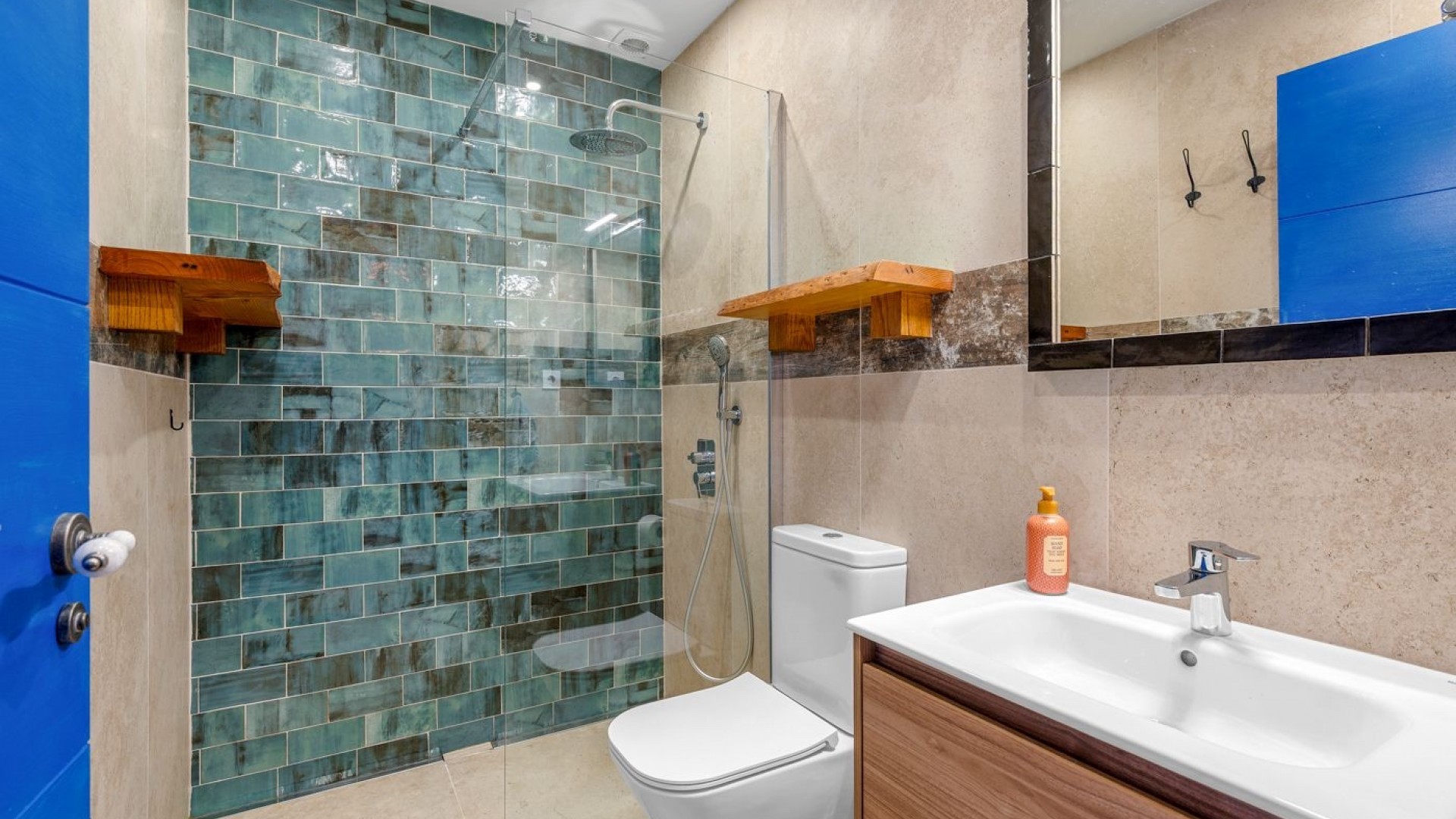 Sale - Town house -
Los Alcazares