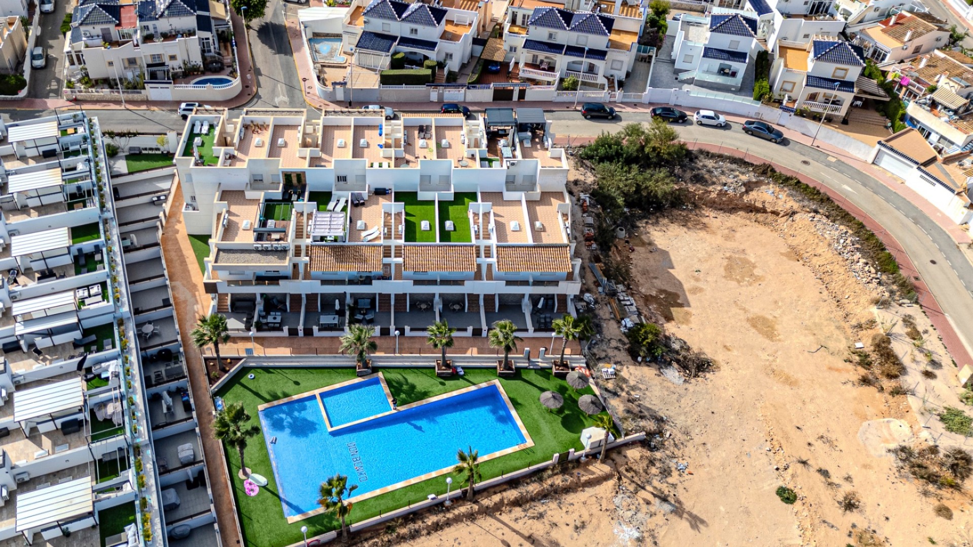 Sale - Town house -
Los Balcones - Los Altos del Edén - Los Balcones