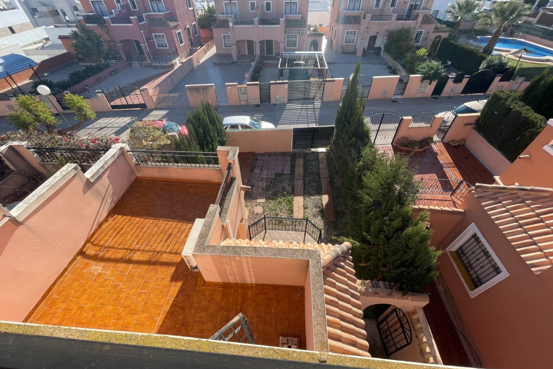 Sale - Town house -
Los Montesinos - La Herrada