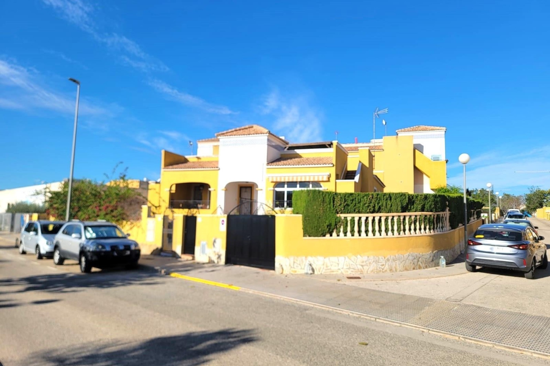Sale - Town house -
Los Montesinos - Los Montesinos - Urb. La Herrada