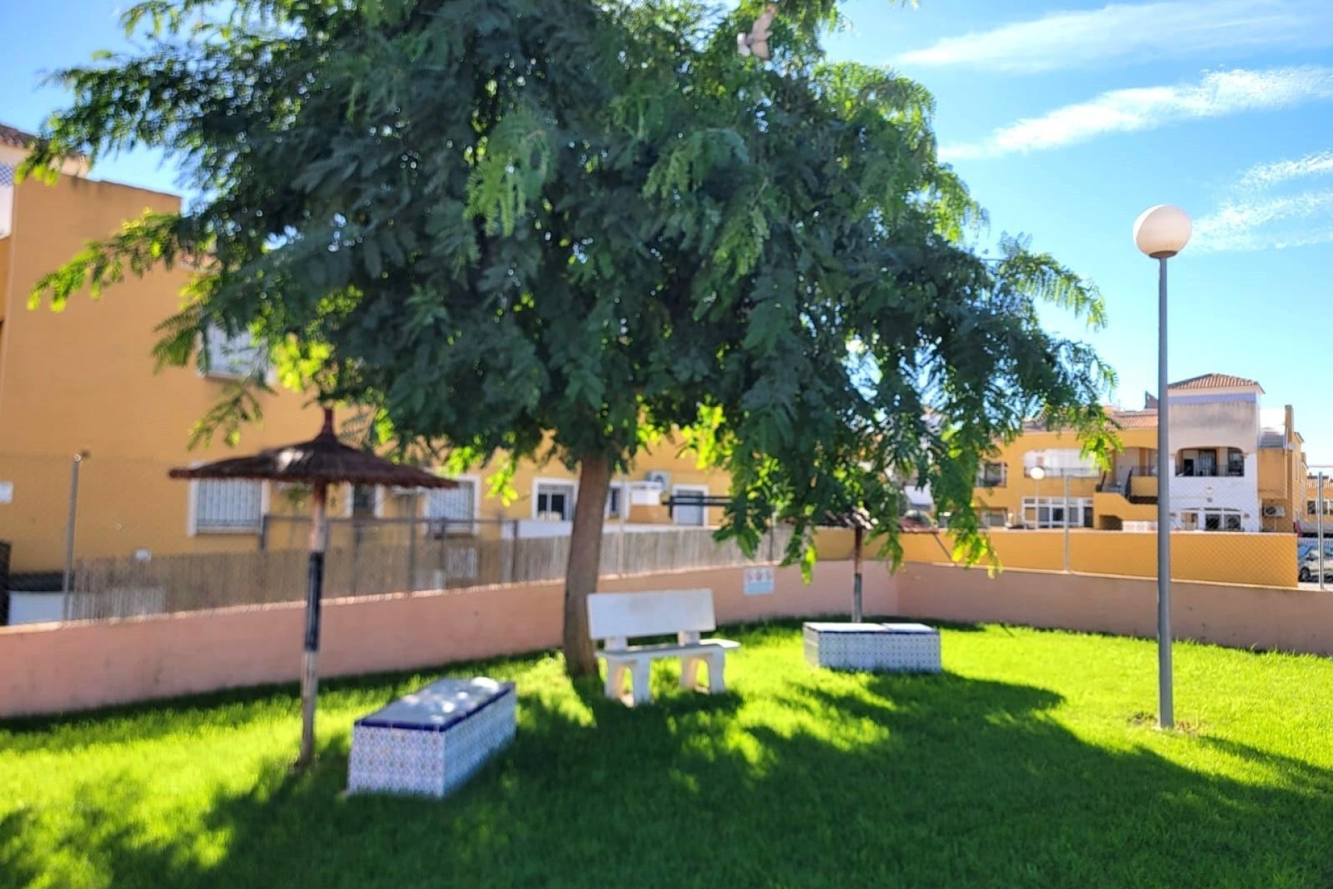 Sale - Town house -
Los Montesinos - Los Montesinos - Urb. La Herrada