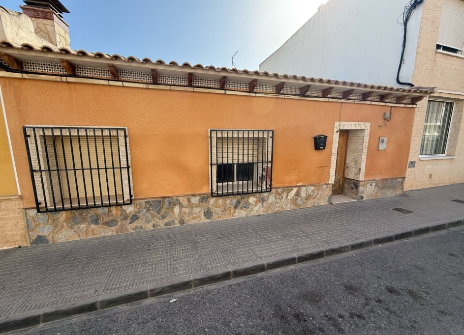 Sale - Town house -
Los Montesinos