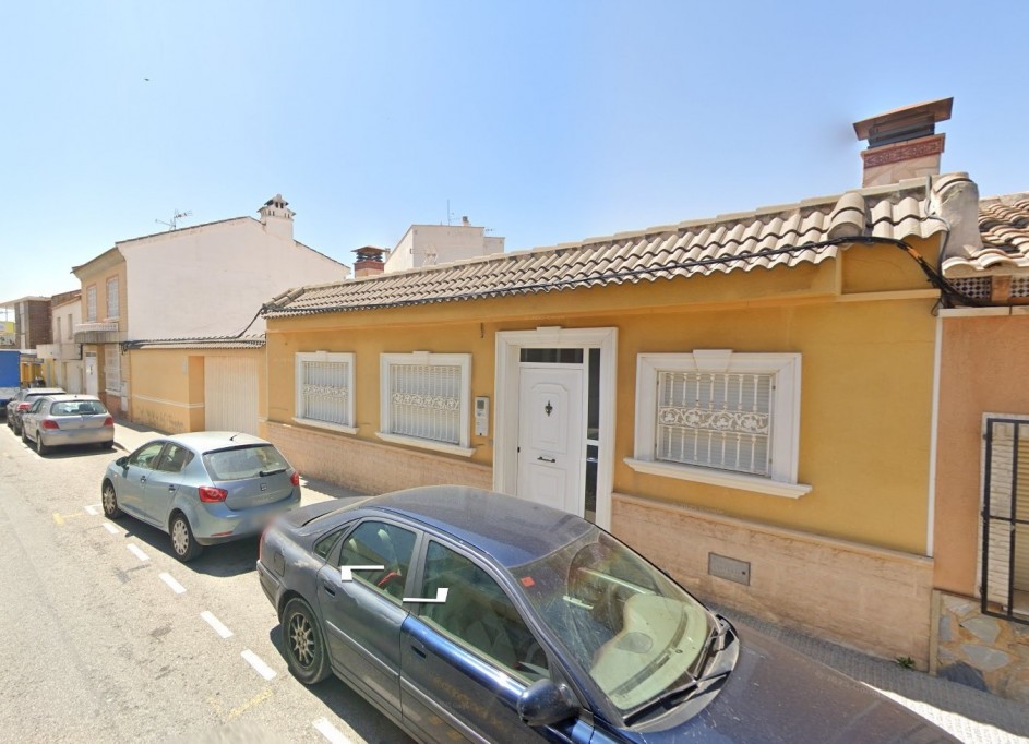 Sale - Town house -
Los Montesinos