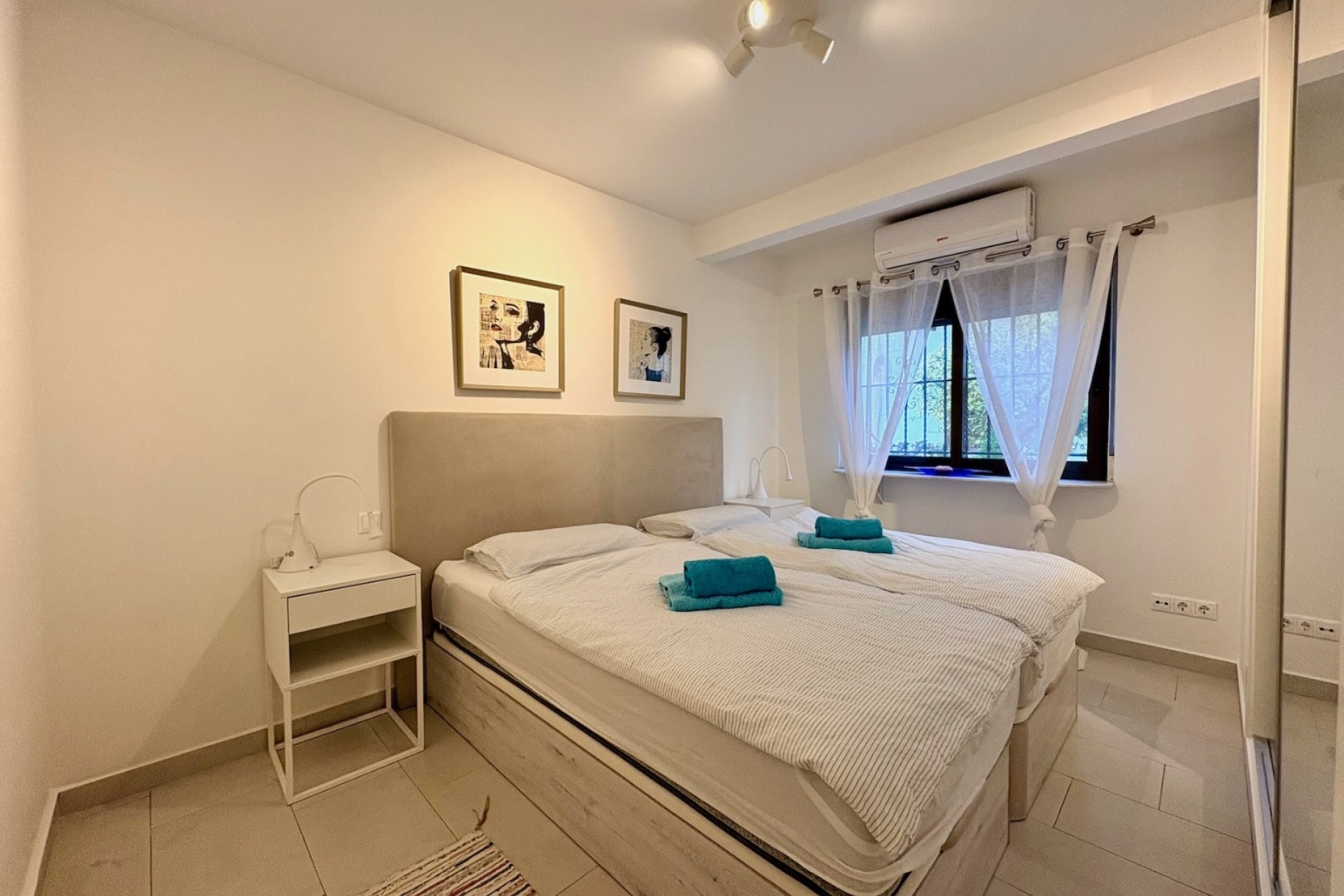 Sale - Town house -
Orihuela Costa - Cabo Roig