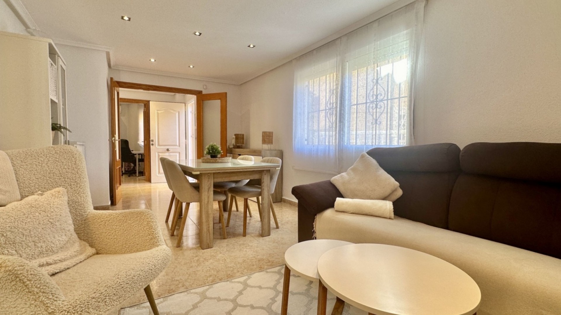 Sale - Town house -
Orihuela Costa - La Florida