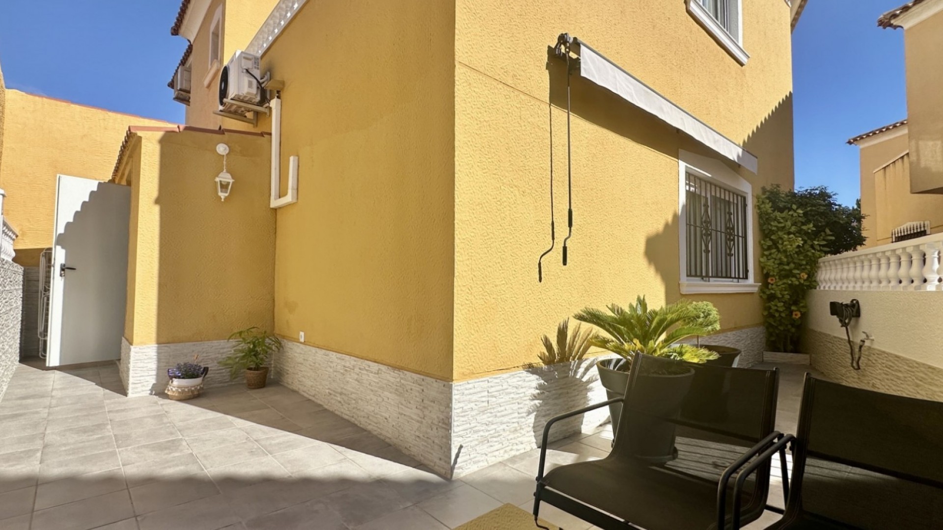 Sale - Town house -
Orihuela Costa - La Florida