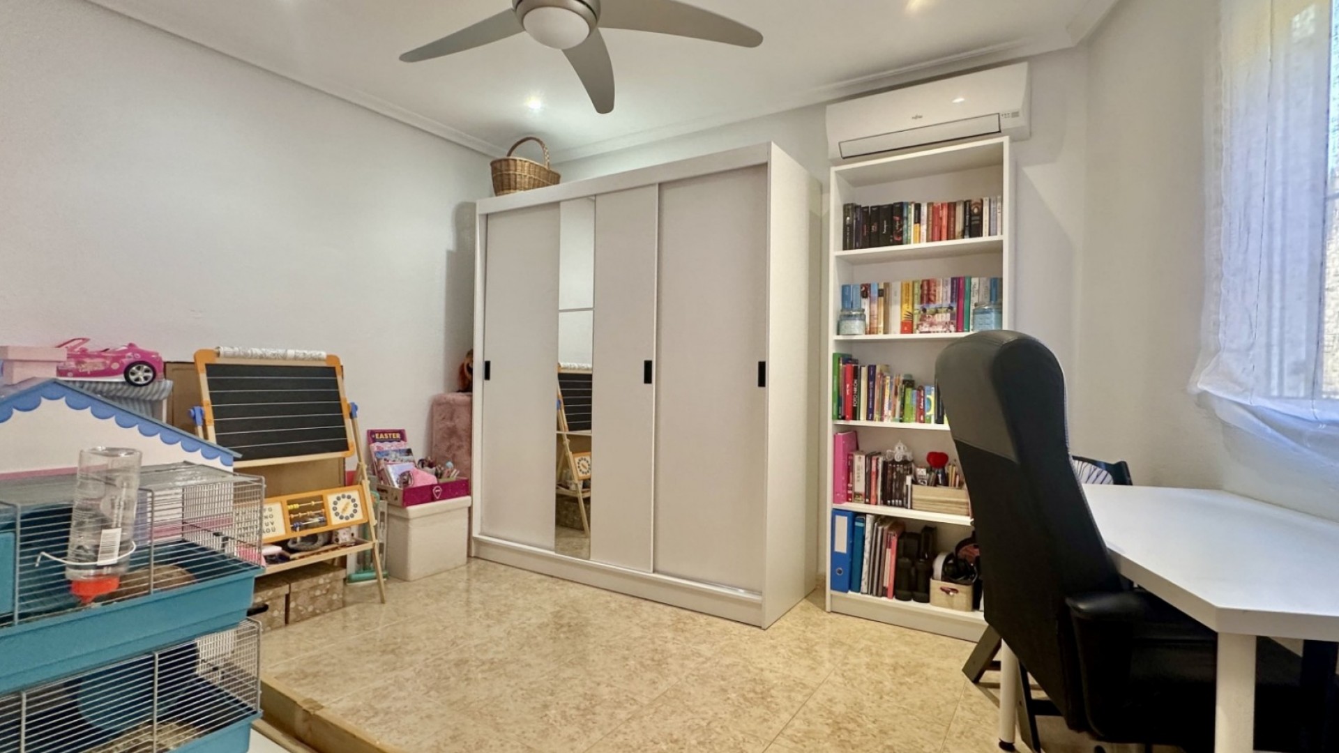 Sale - Town house -
Orihuela Costa - La Florida