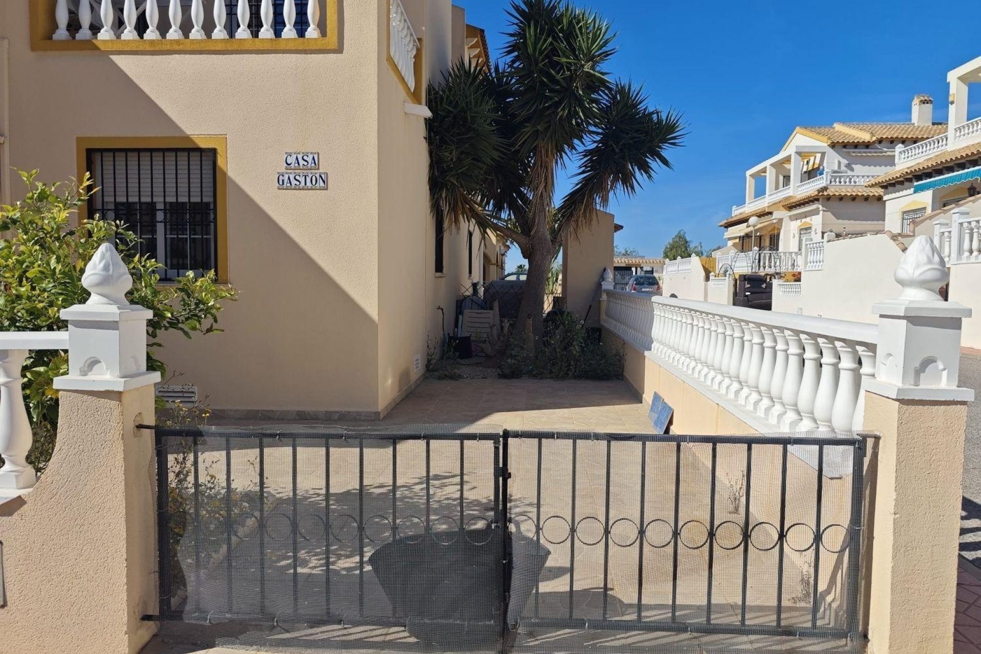 Sale - Town house -
Orihuela Costa - La Florida