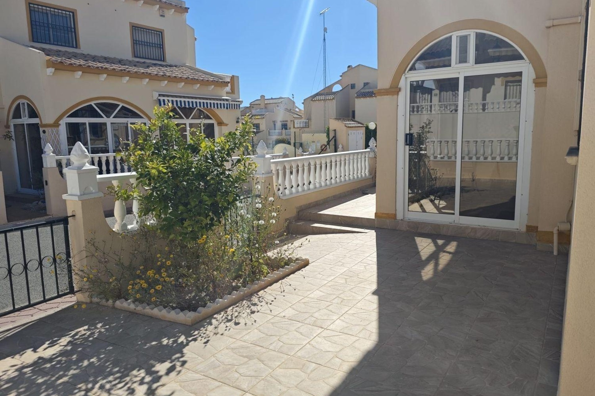 Sale - Town house -
Orihuela Costa - La Florida