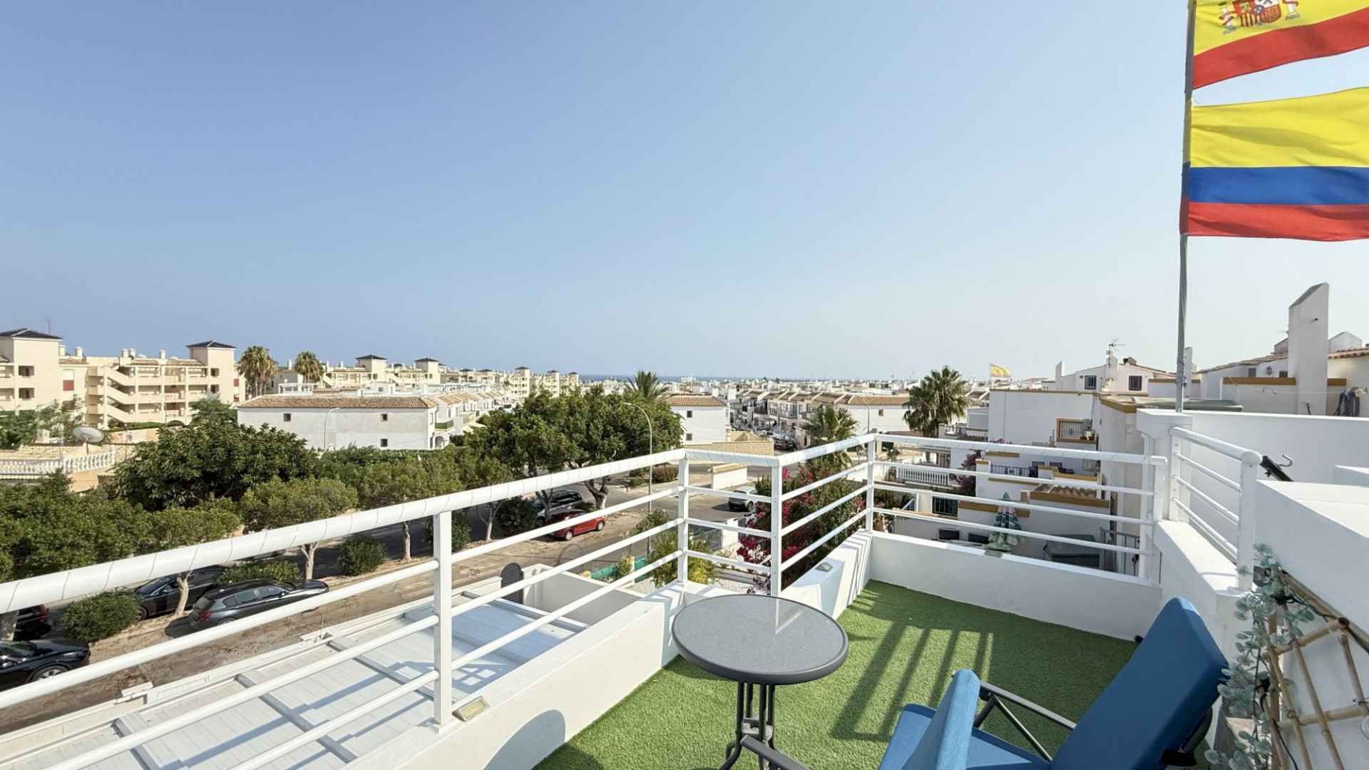 Sale - Town house -
Orihuela Costa - La Zenia