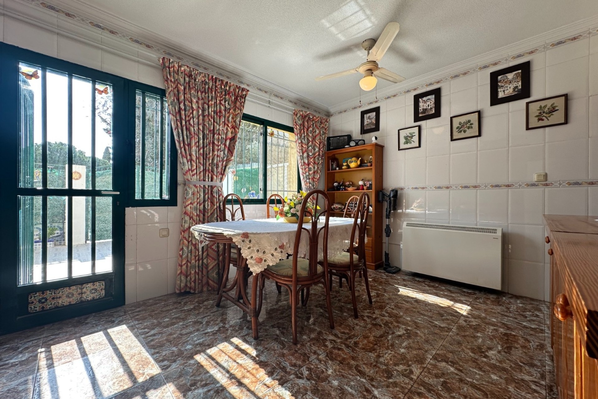 Sale - Town house -
Orihuela Costa - La Zenia