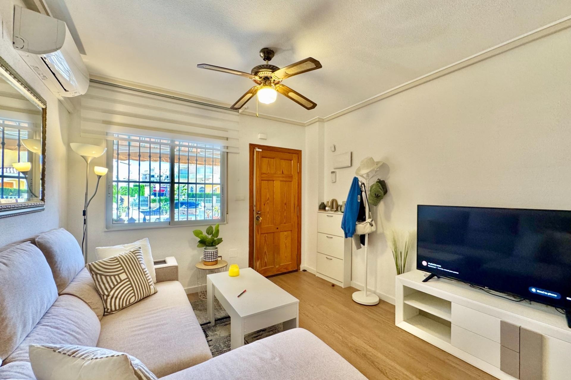 Sale - Town house -
Orihuela Costa - Las Filipinas