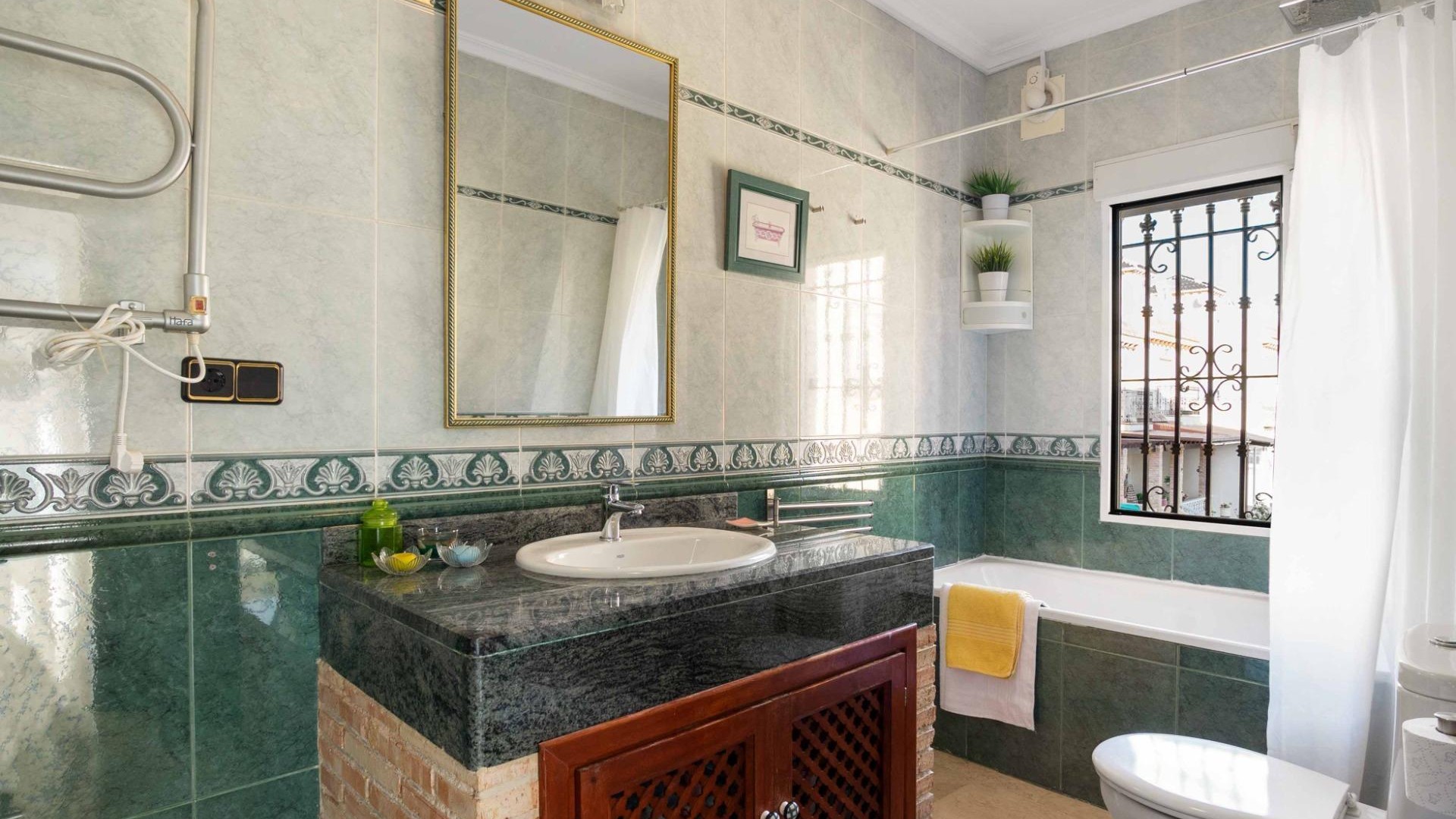 Sale - Town house -
Orihuela Costa - Los Almendros-La Florida