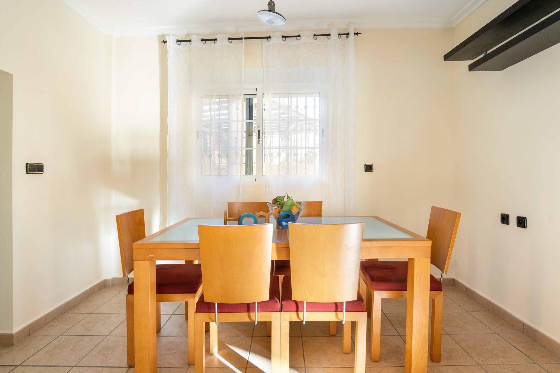 Sale - Town house -
Orihuela Costa - Los Almendros-La Florida