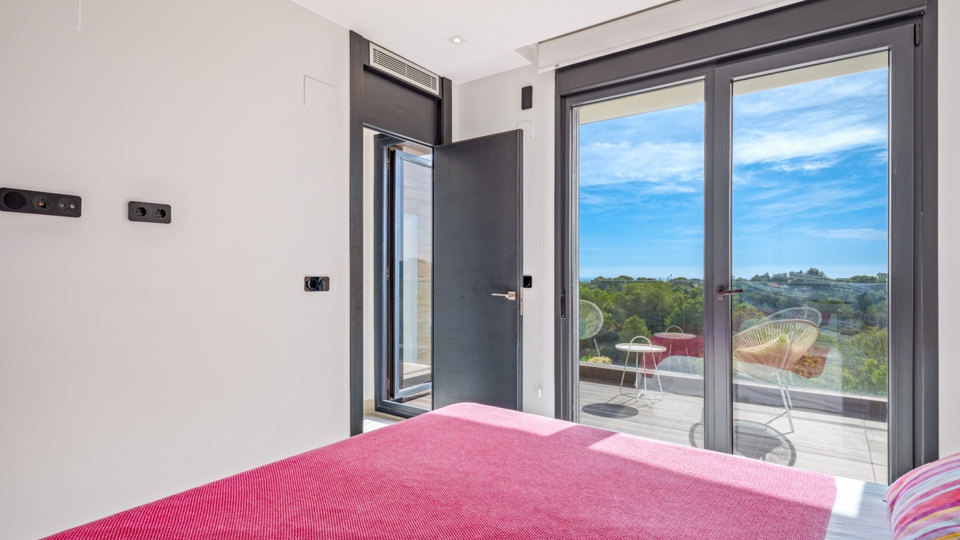 Sale - Town house -
Orihuela Costa - Los Dolses