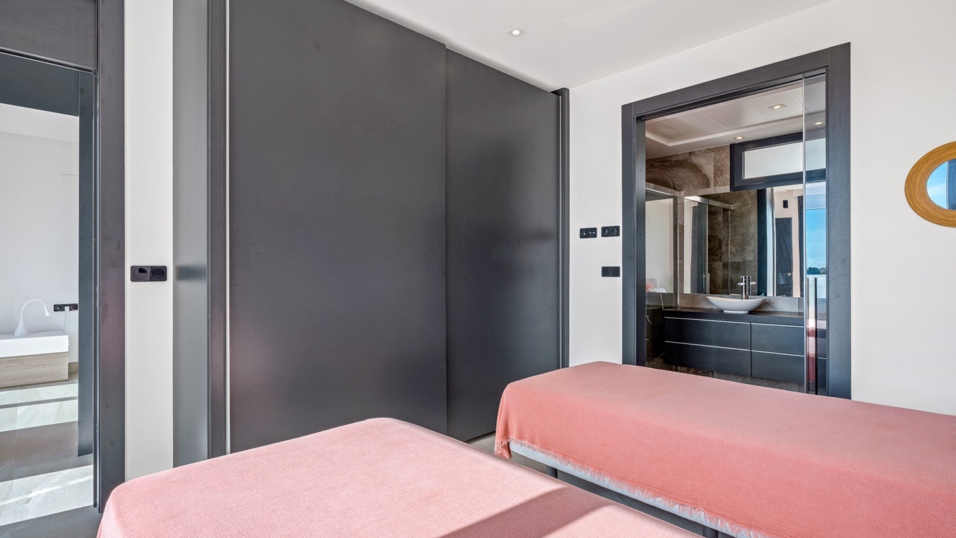 Sale - Town house -
Orihuela Costa - Los Dolses