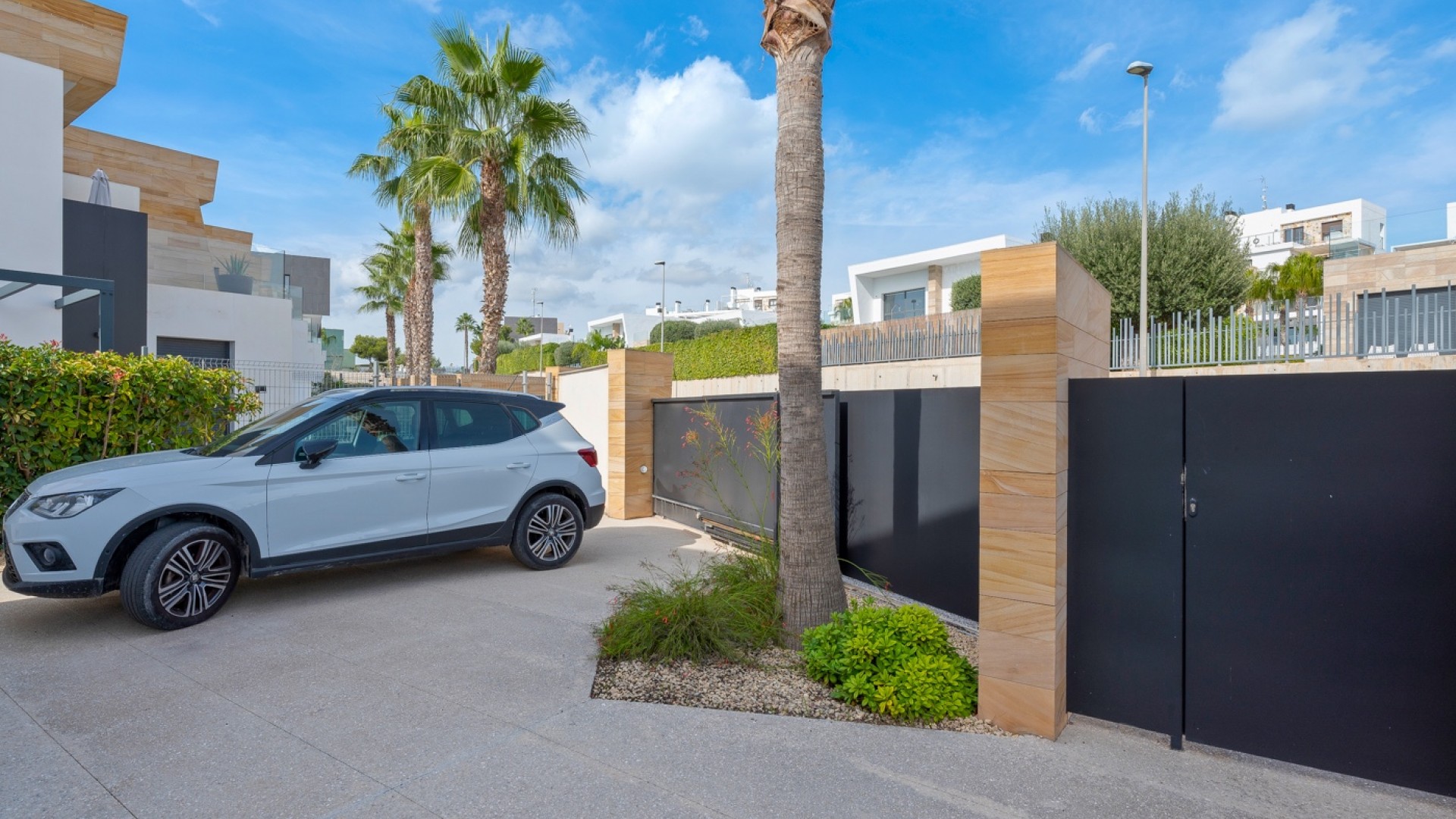 Sale - Town house -
Orihuela Costa - Los Dolses