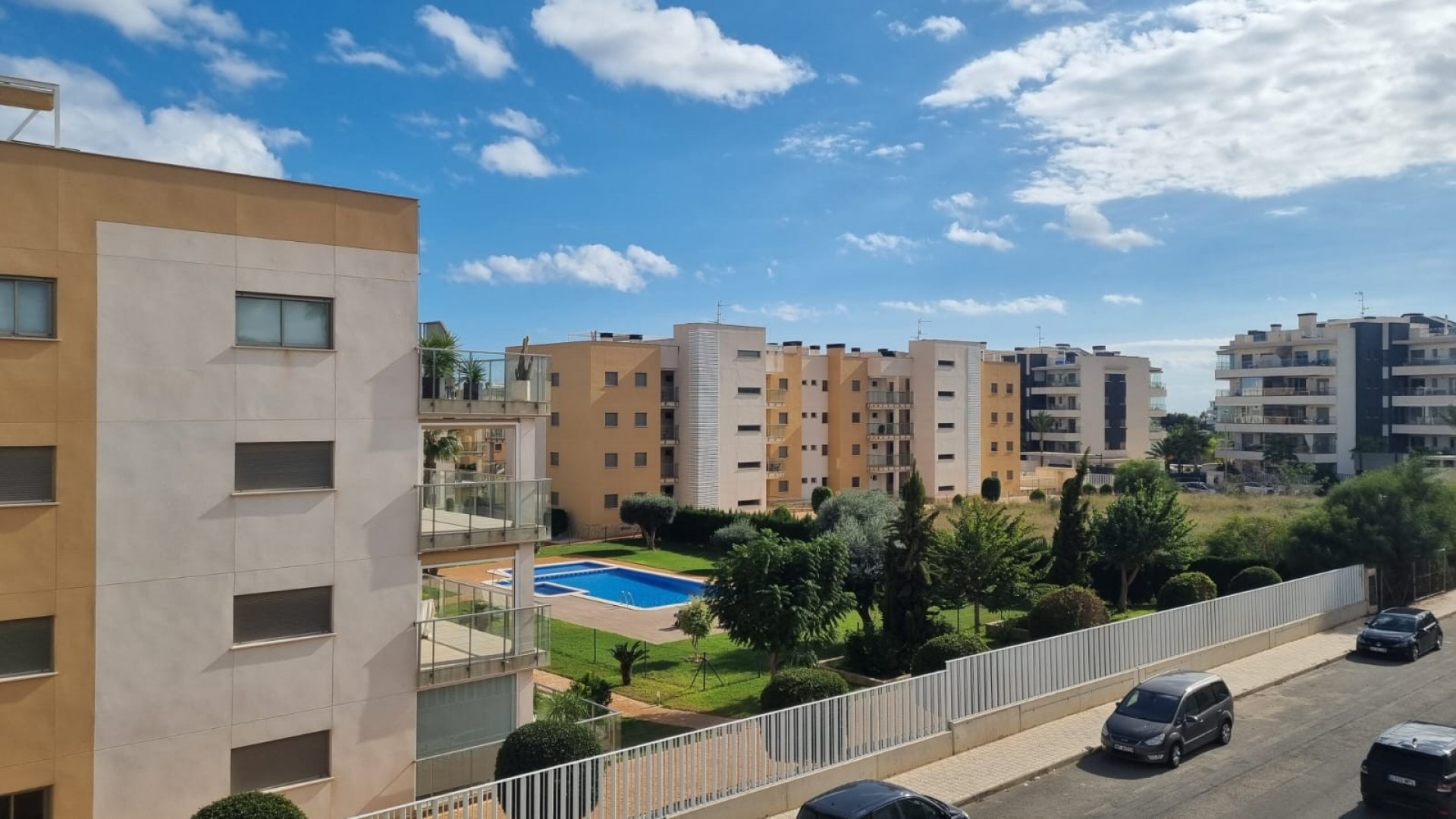 Sale - Town house -
Orihuela Costa - Los Dolses