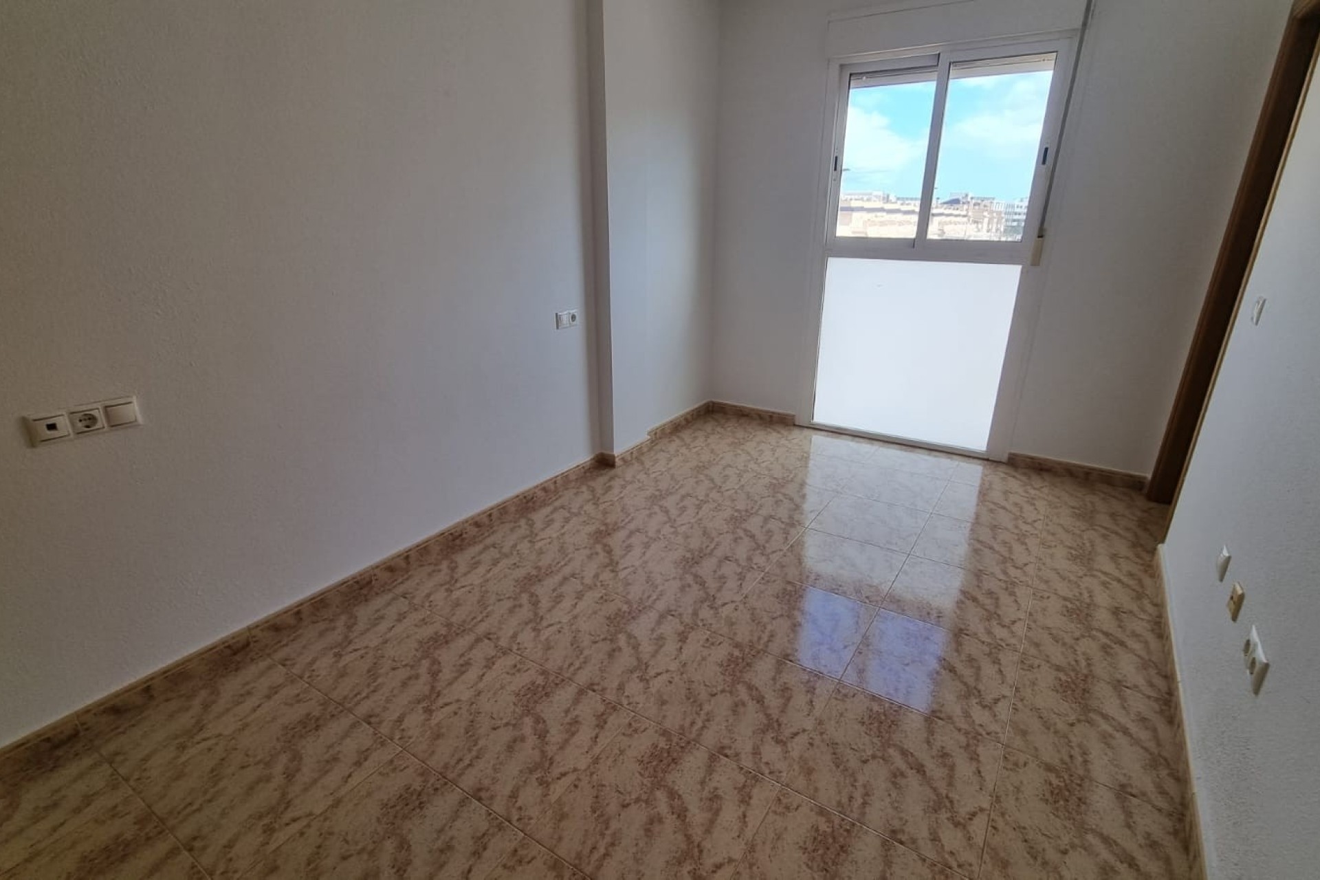 Sale - Town house -
Orihuela Costa - Los Dolses
