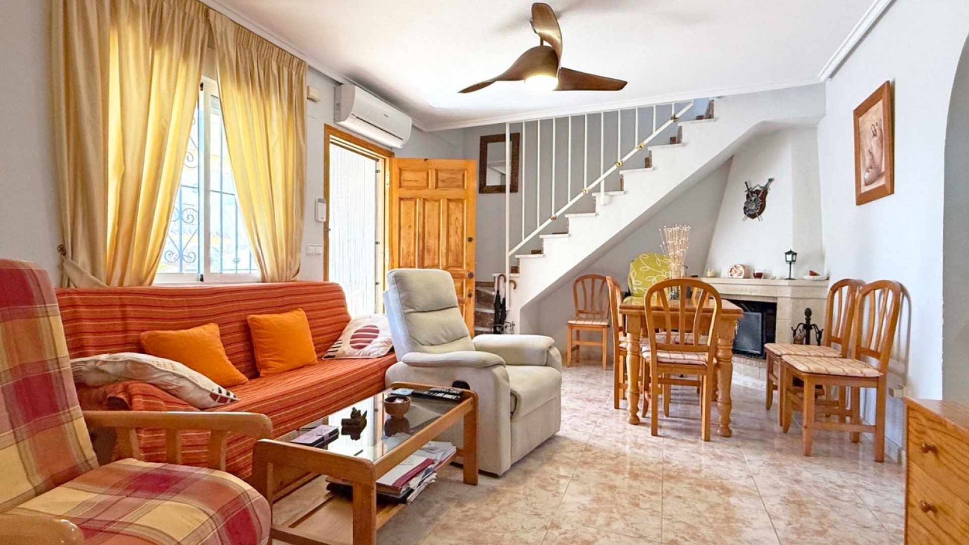 Sale - Town house -
Orihuela Costa - Playa Flamenca