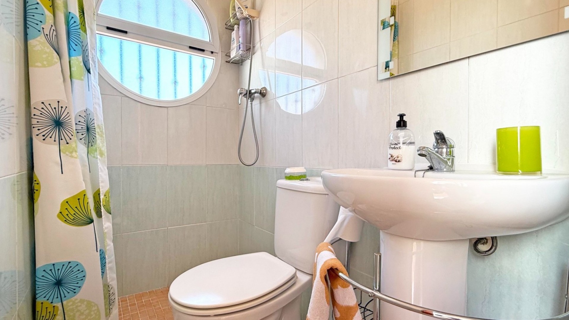 Sale - Town house -
Orihuela Costa - Playa Flamenca