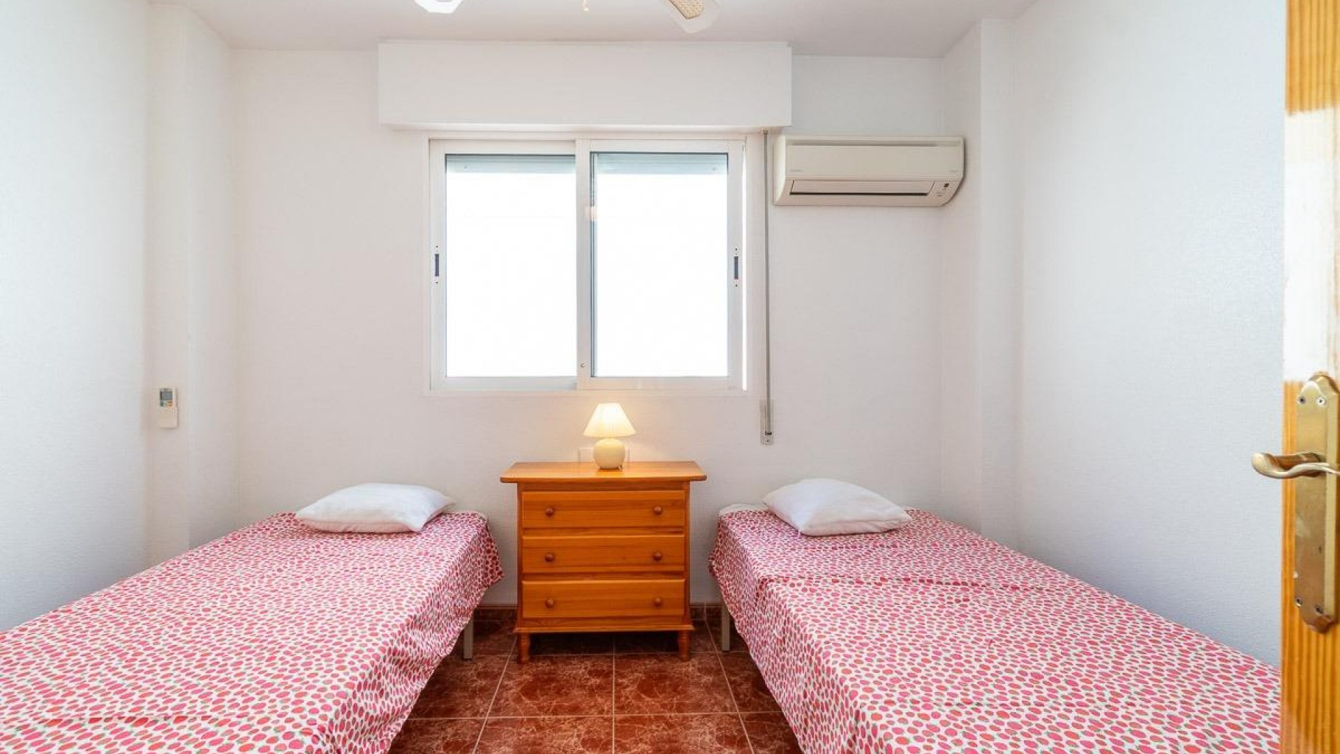 Sale - Town house -
Orihuela Costa - Playa Flamenca