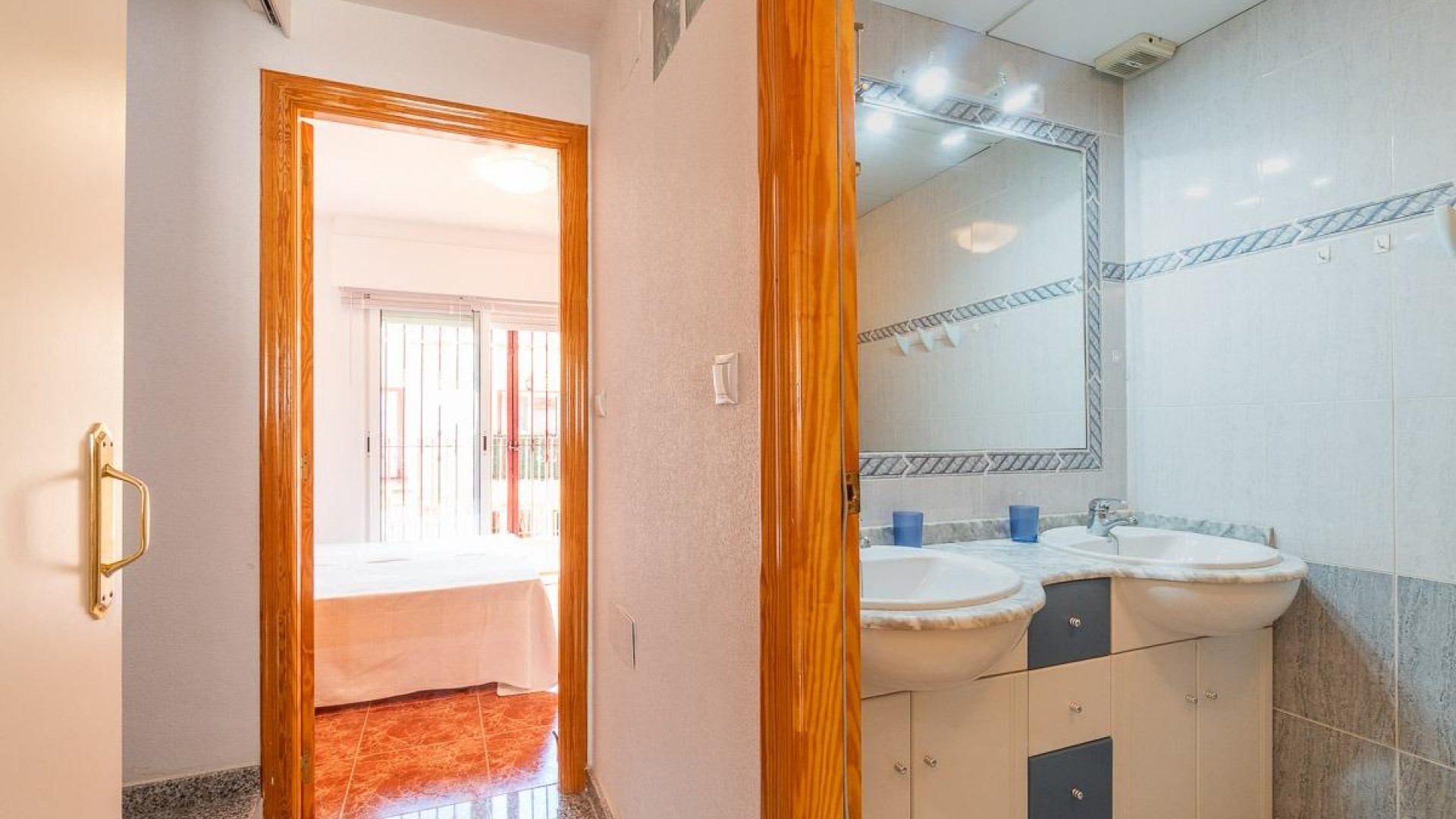 Sale - Town house -
Orihuela Costa - Playa Flamenca