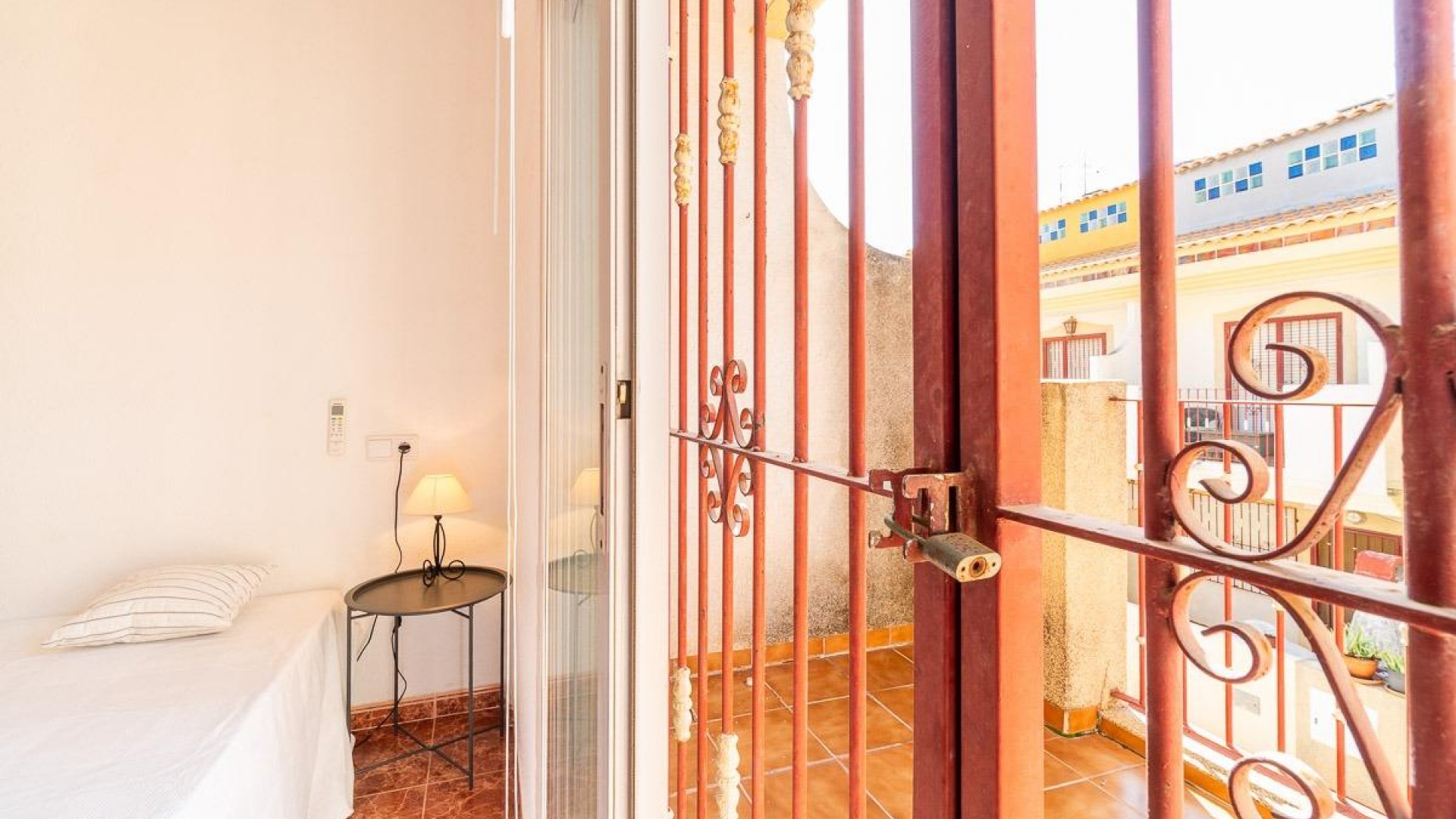 Sale - Town house -
Orihuela Costa - Playa Flamenca