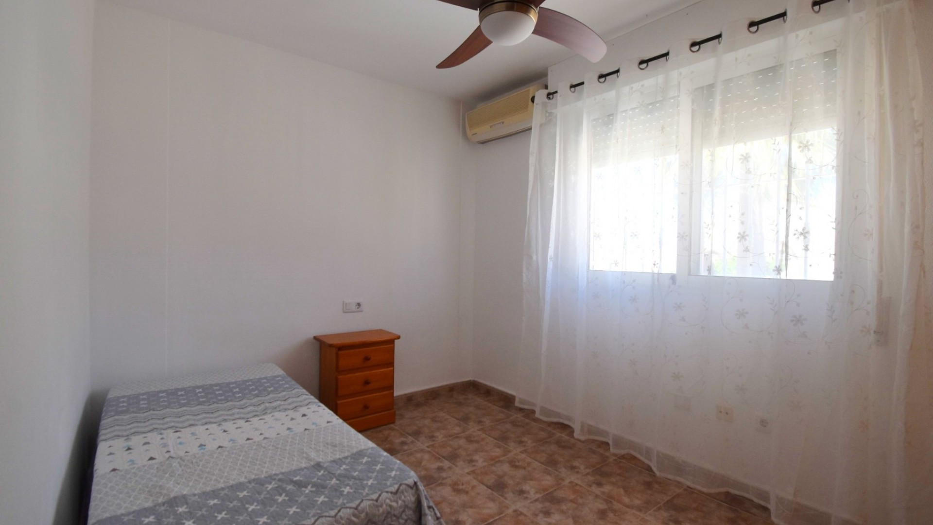 Sale - Town house -
Orihuela Costa - Playa Flamenca