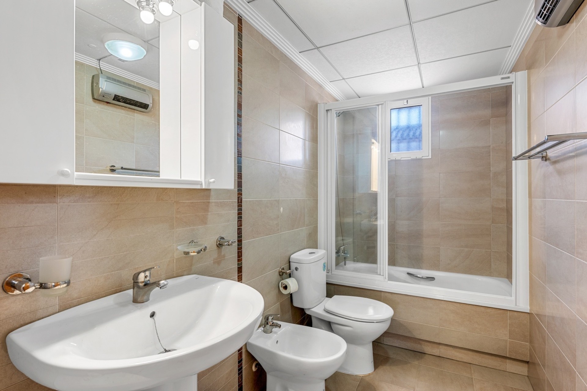 Sale - Town house -
Orihuela Costa - Villamartín