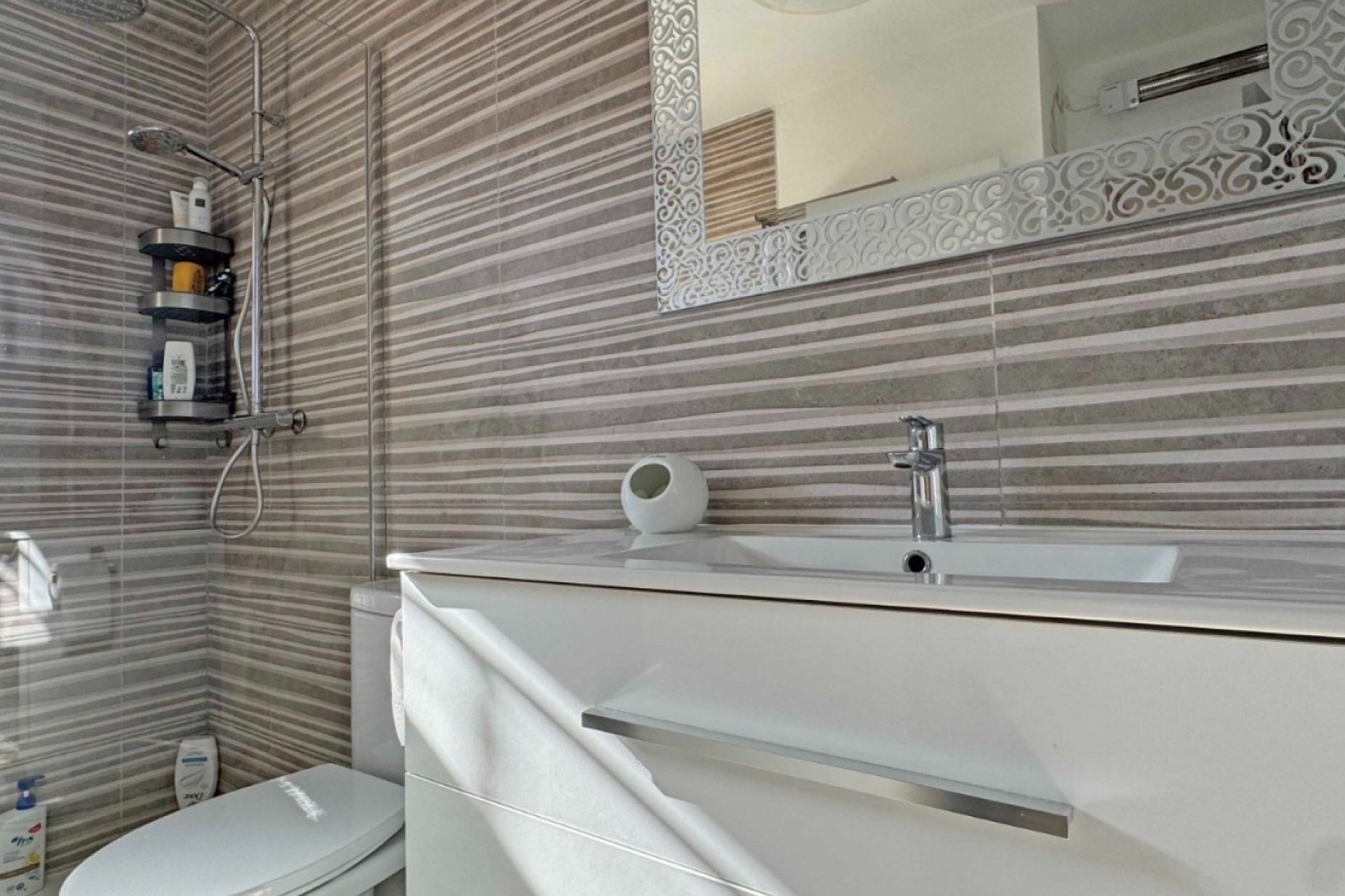 Sale - Town house -
Orihuela Costa - Villamartín