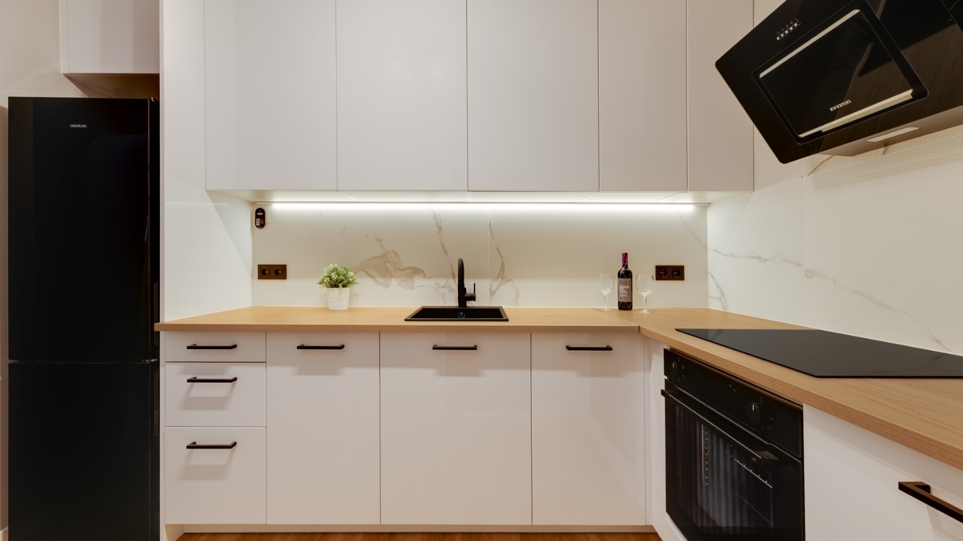 Sale - Town house -
Orihuela Costa