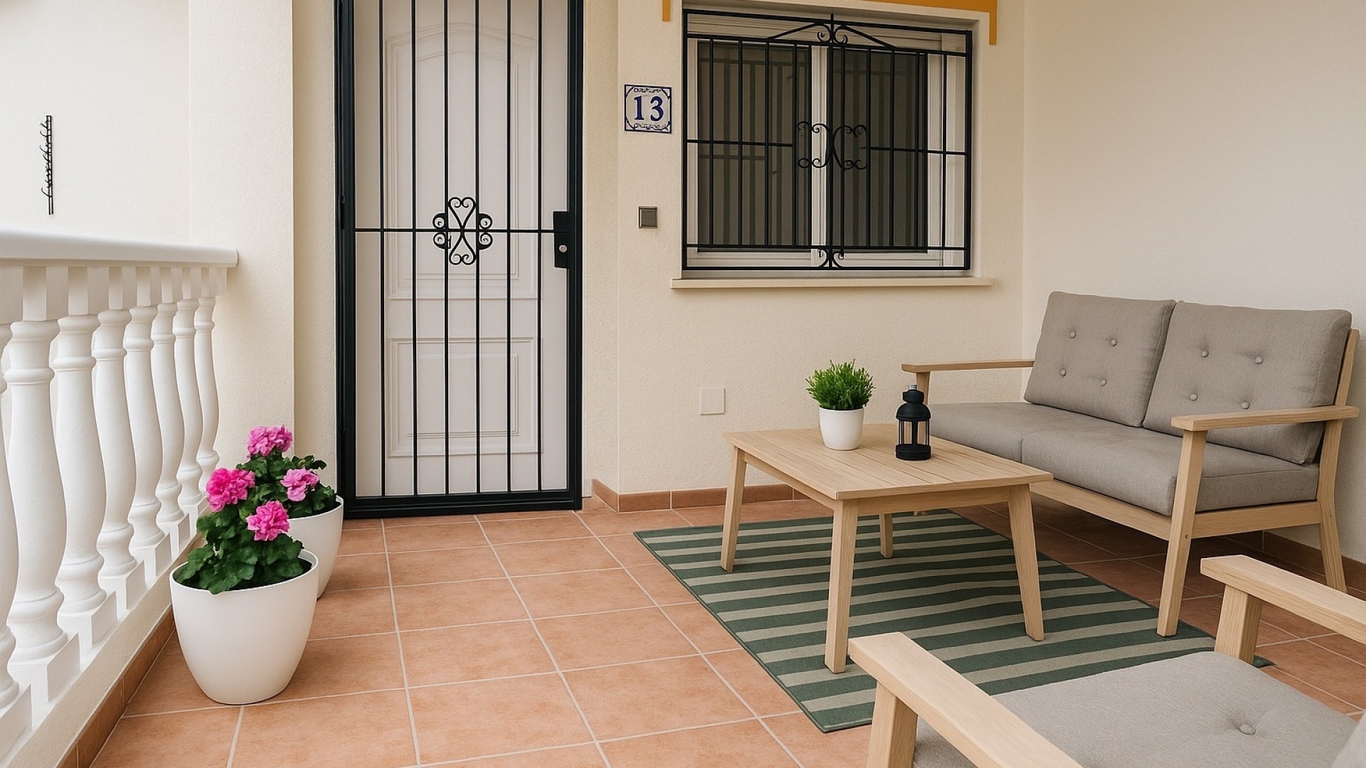 Sale - Town house -
Orihuela Costa