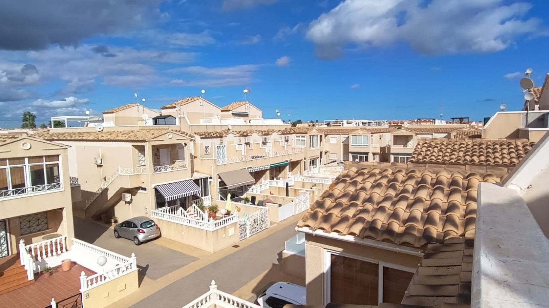 Sale - Town house -
Orihuela Costa