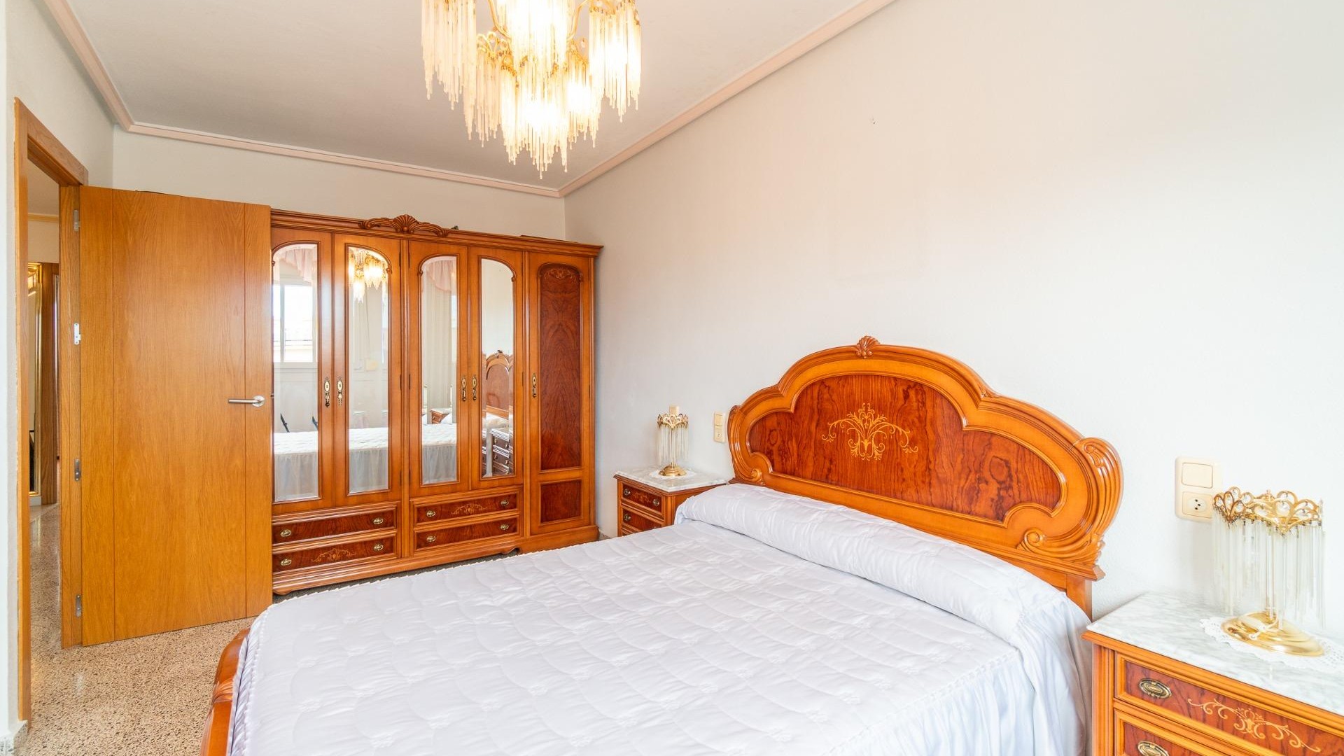 Sale - Town house -
Orihuela - Desamparados-Hurchillo-Torremendo