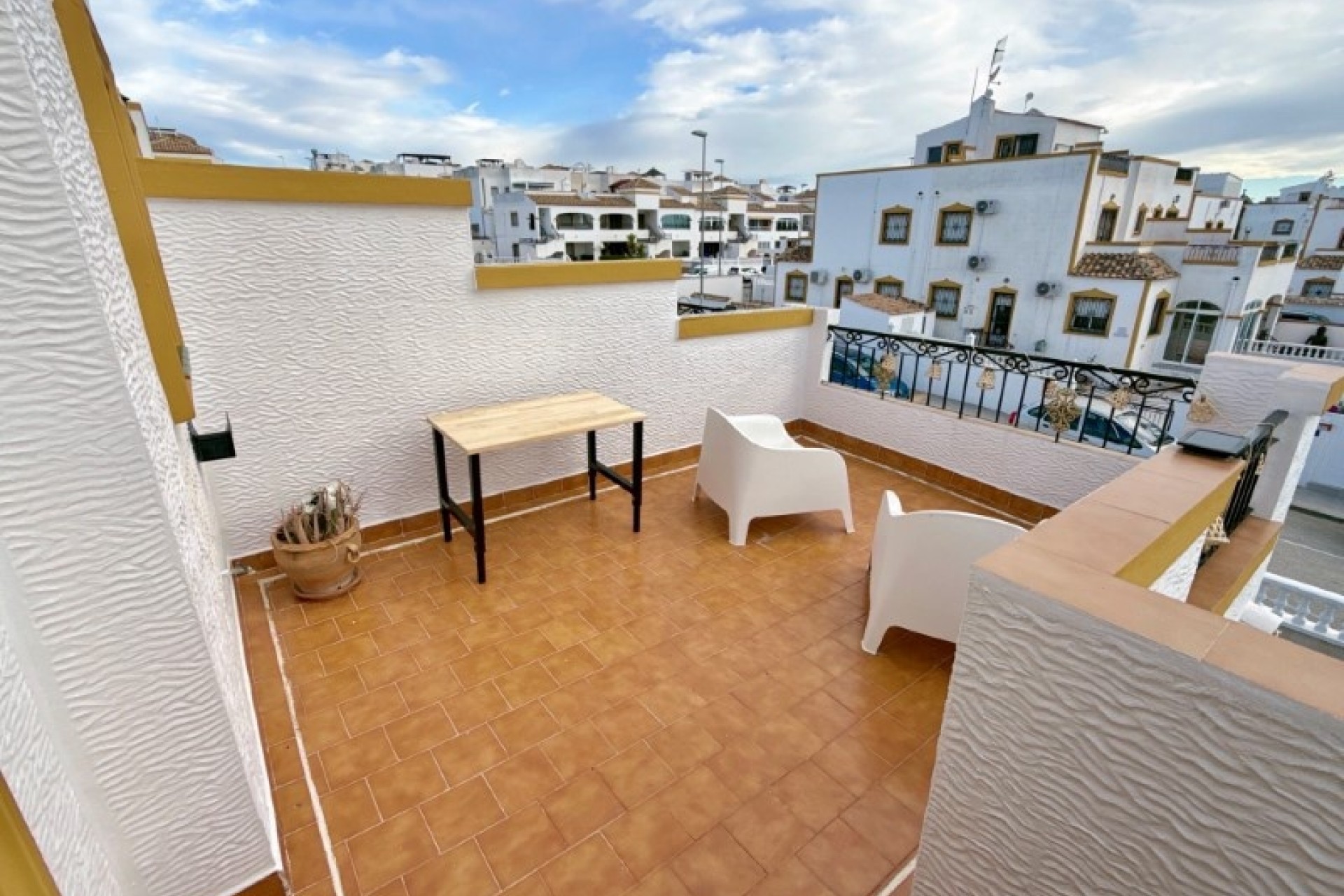 Sale - Town house -
Orihuela - Desamparados - Hurchillo - Torremendo