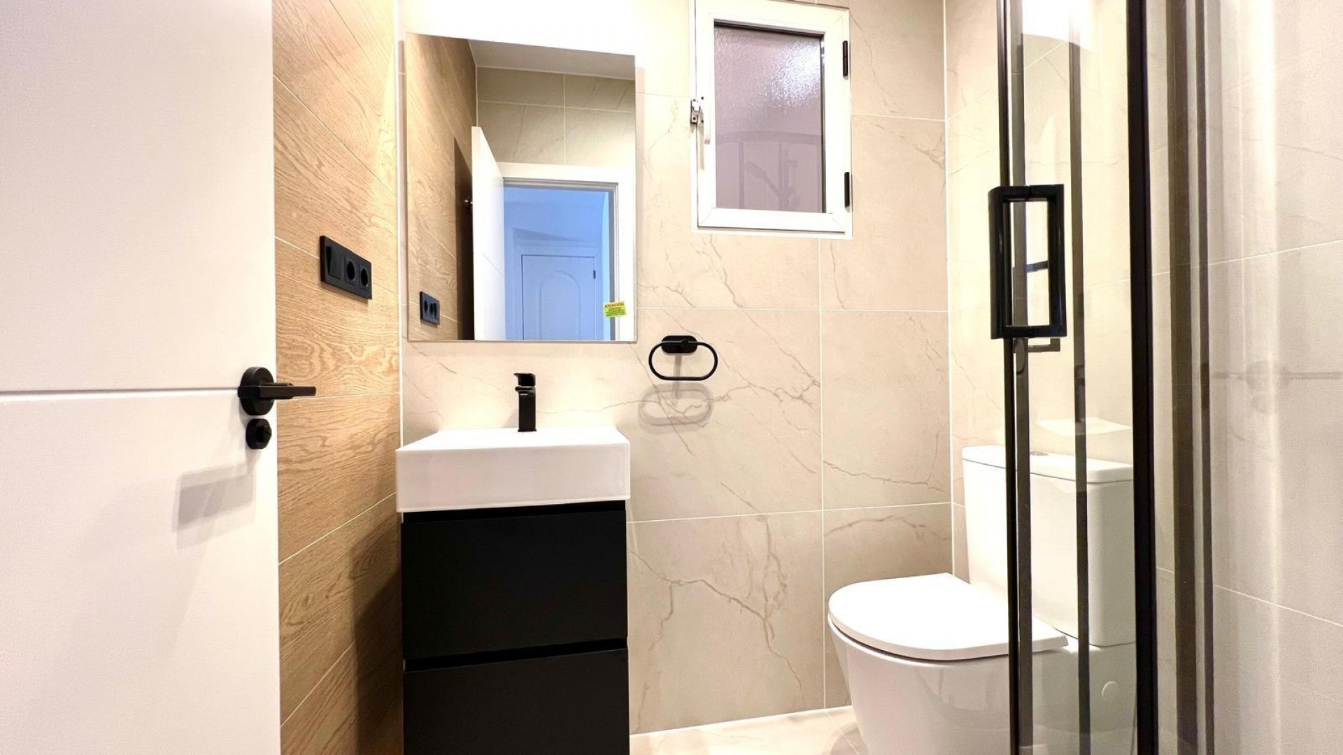 Sale - Town house -
Orihuela - Urbanización Perla del Mar