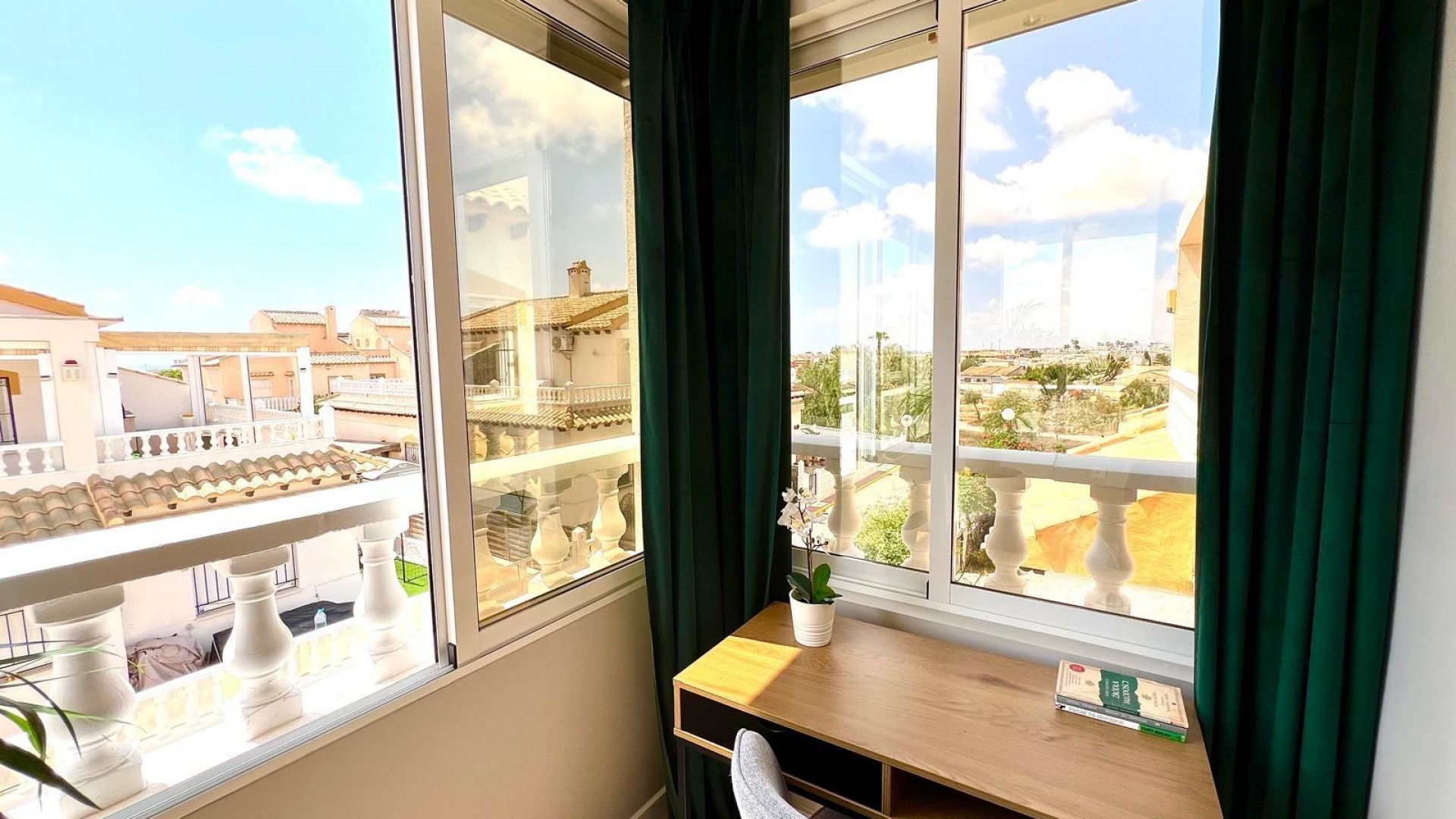 Sale - Town house -
Orihuela - Urbanización Perla del Mar