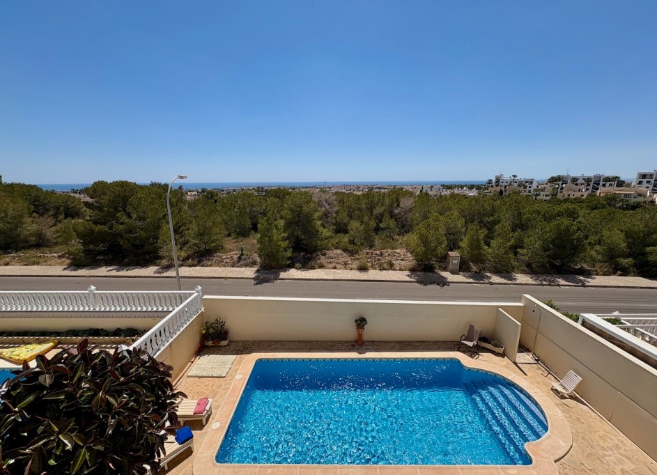 Sale - Town house -
Orihuela - Villamartin
