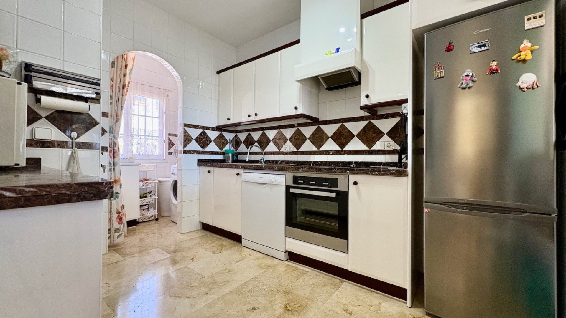 Sale - Town house -
Orihuela - Villamartin